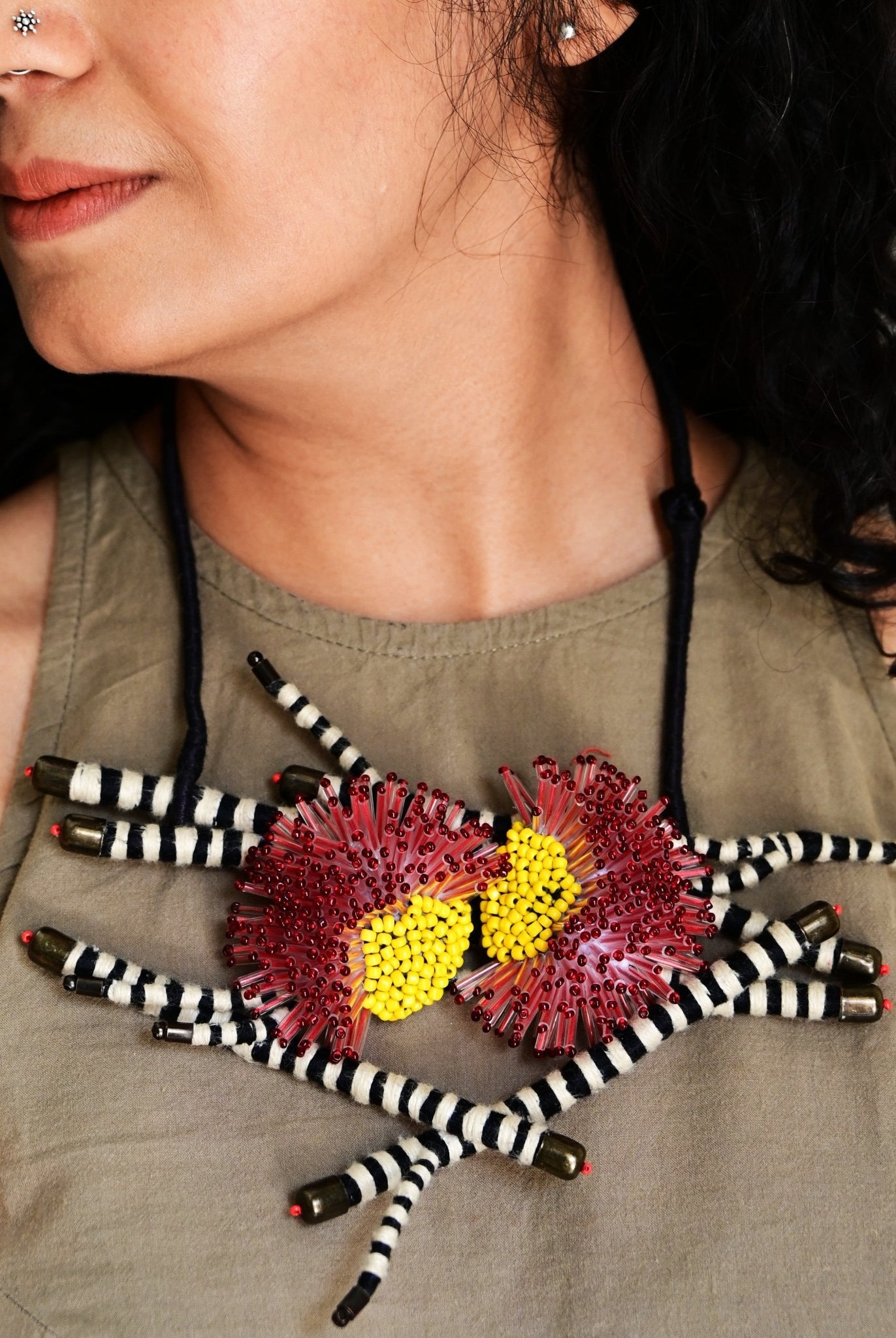 Crimson Bloom Statement Necklace - CiceroniNeckpieceBandish