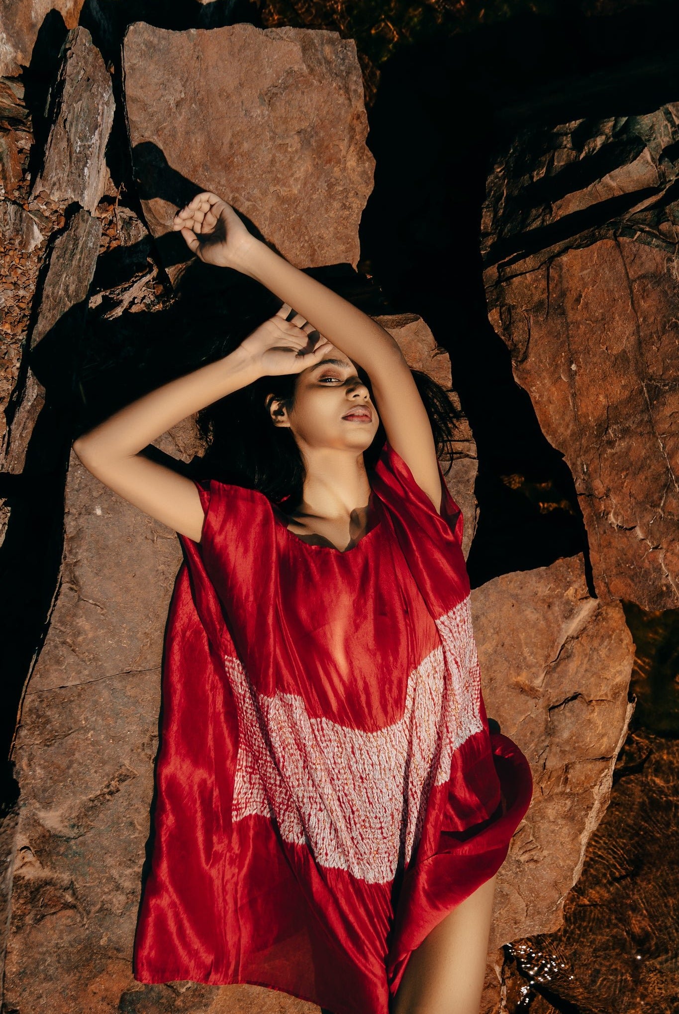 Crimson Firdaus Patina Kaftan - CiceroniKaftanAnam Husain