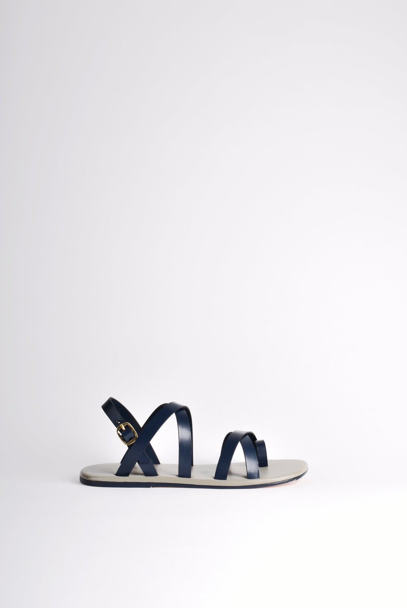 Criss Cross Strap Sandals - CiceroniSandalsSlomotion