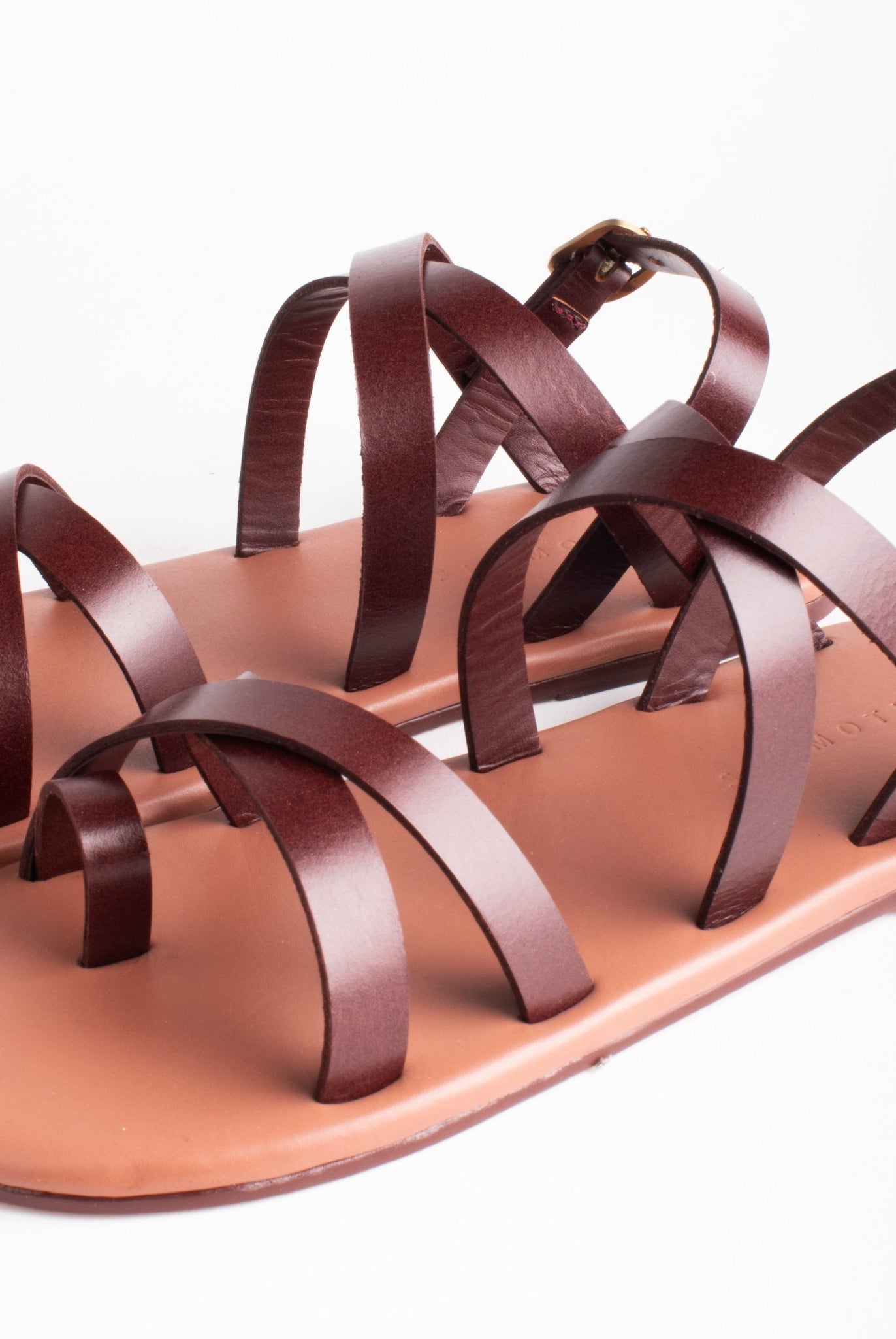 Criss Cross Strap Sandals - CiceroniSandalsSlomotion