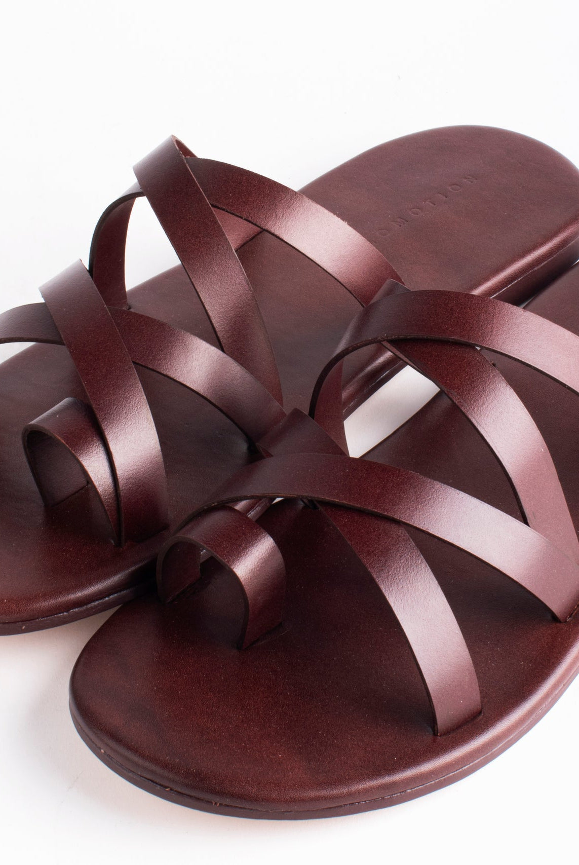 CrissCross Men's Chappals - CiceroniFlatsSlomotion