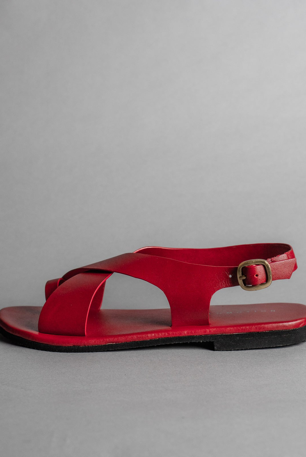 Crossover Strap Leather Women's Sandals - Cherry Red - CiceroniSandalsSlomotion