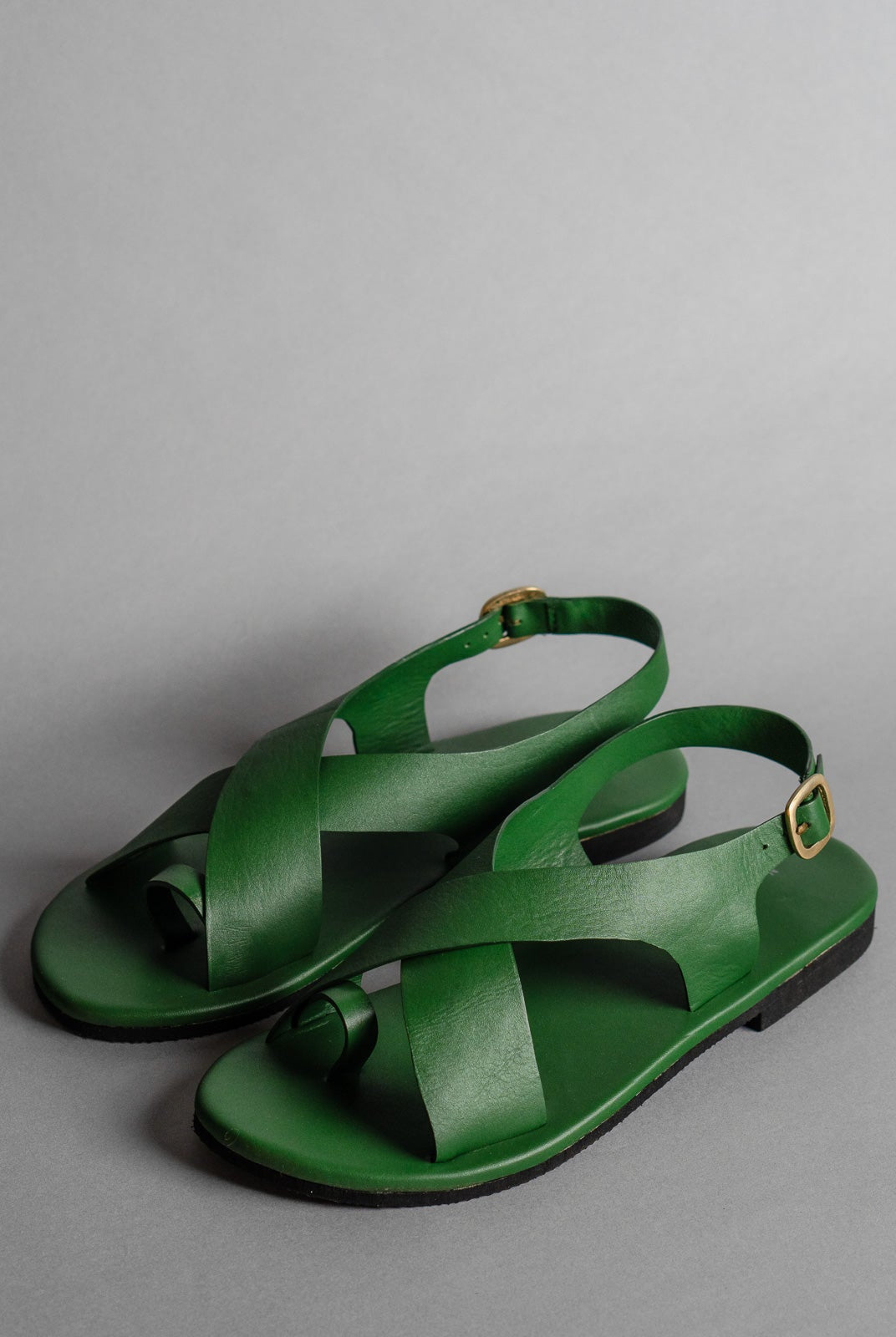 Crossover Strap Leather Women's Sandals - Green - CiceroniSandalsSlomotion