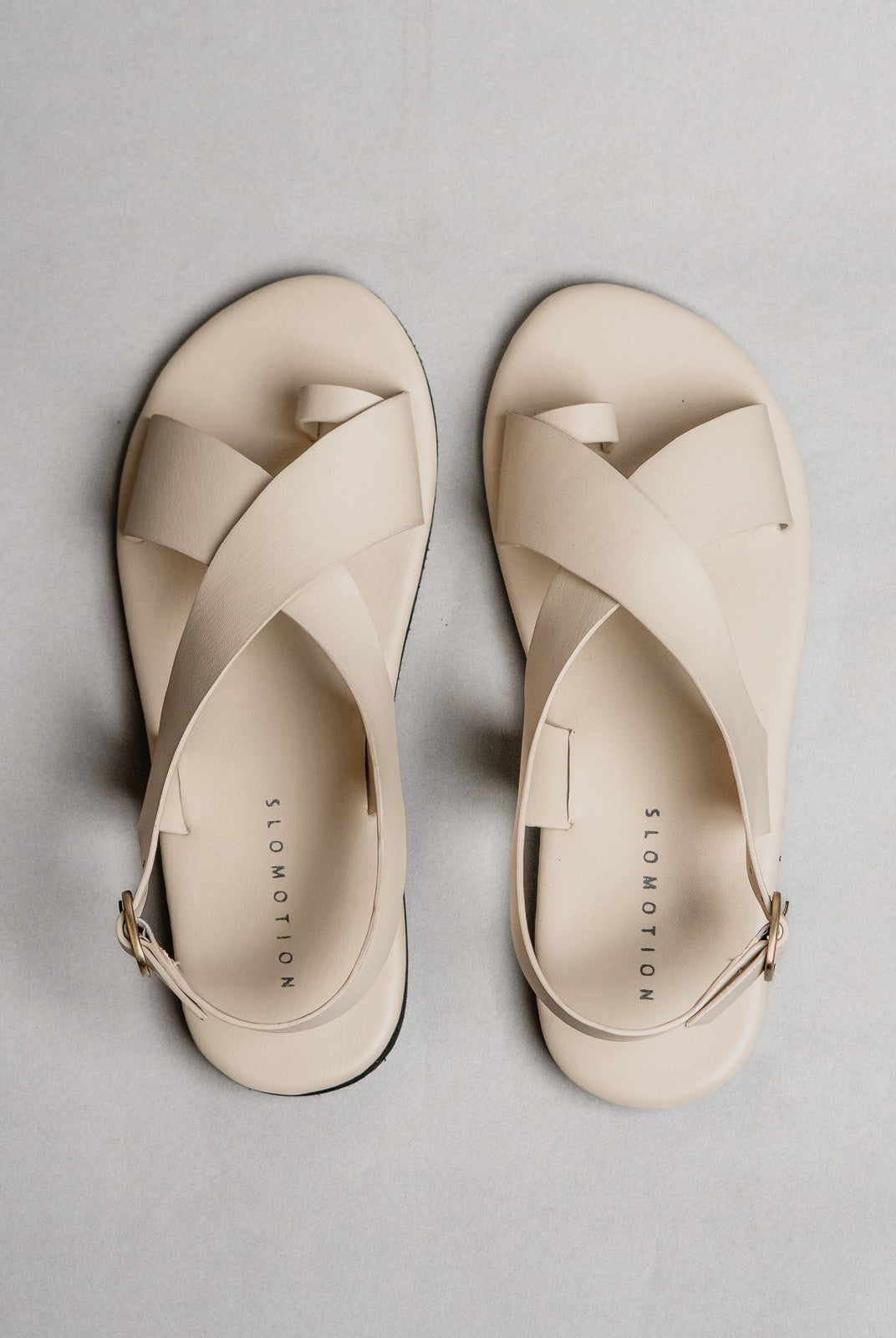 Crossover Strap Leather Women's Sandals - Ivory - CiceroniSandalsSlomotion