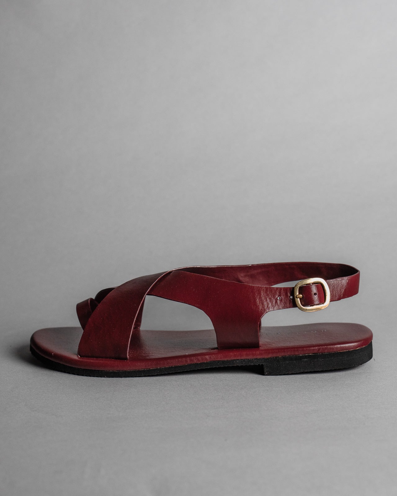 Crossover Strap Leather Women's Sandals - Wine - CiceroniSandalsSlomotion