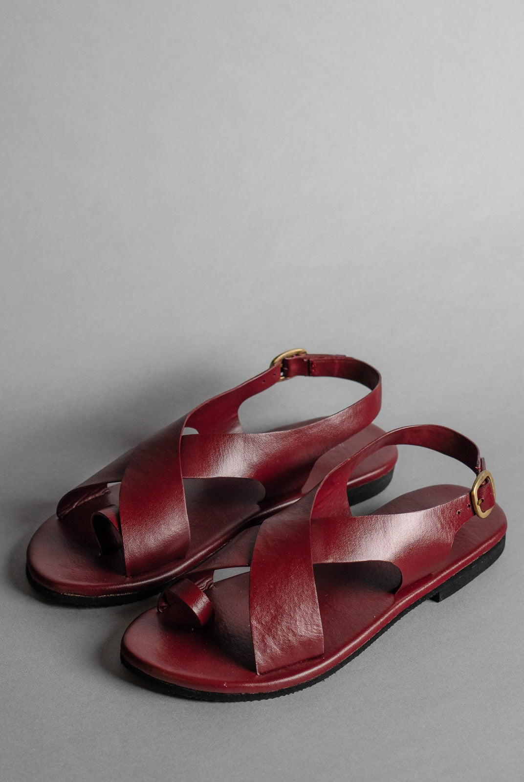 Crossover Strap Leather Women's Sandals - Wine - CiceroniSandalsSlomotion