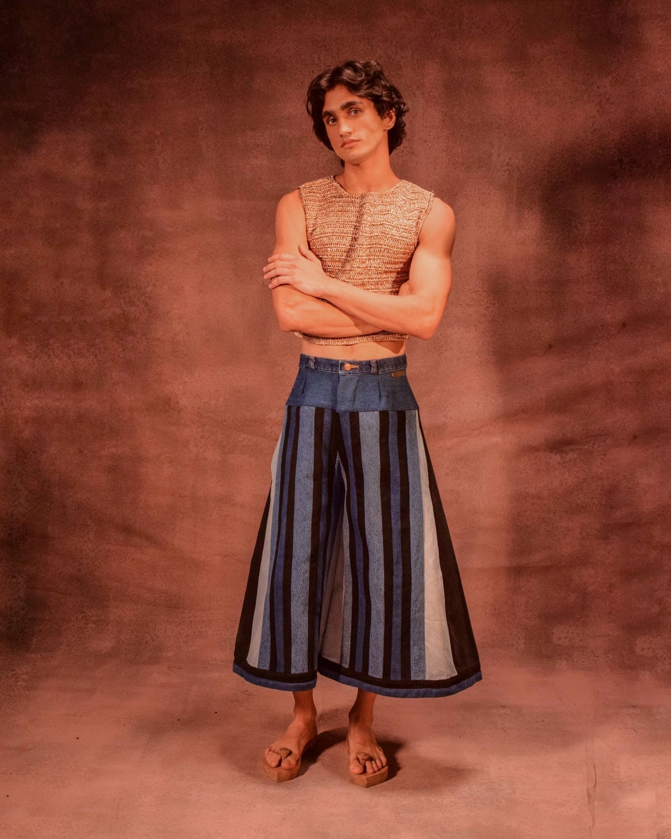 Crotchet Cropped Top - CiceroniT-ShirtAnam Husain