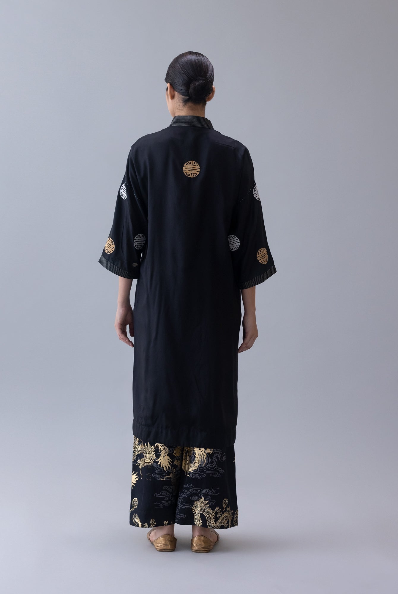 Daido Black Kaftan - CiceroniKaftanShades of India