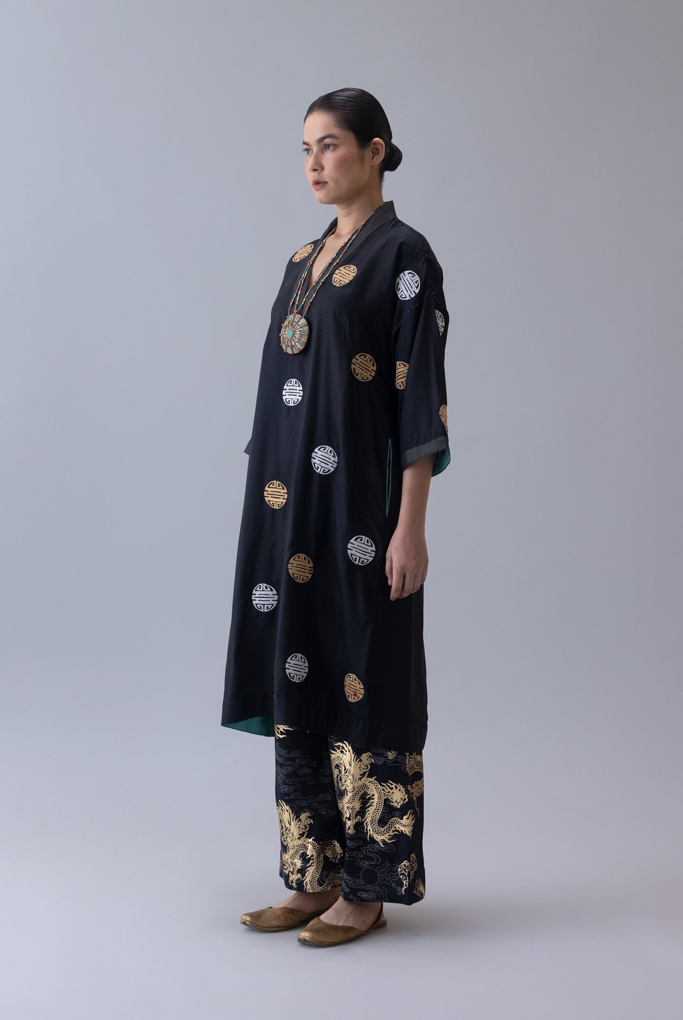 Daido Black Kaftan - CiceroniKaftanShades of India
