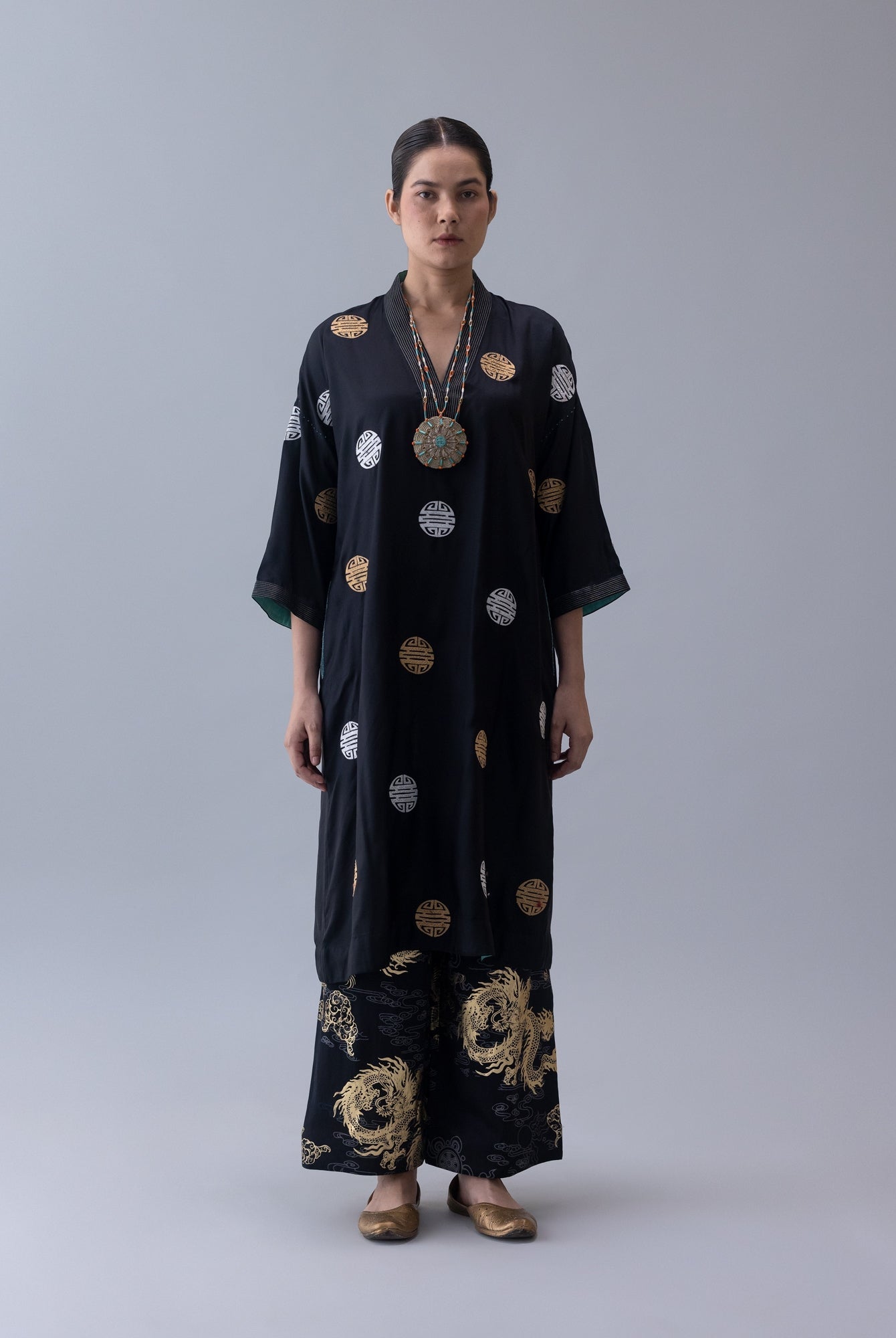 Daido Black Kaftan - CiceroniKaftanShades of India