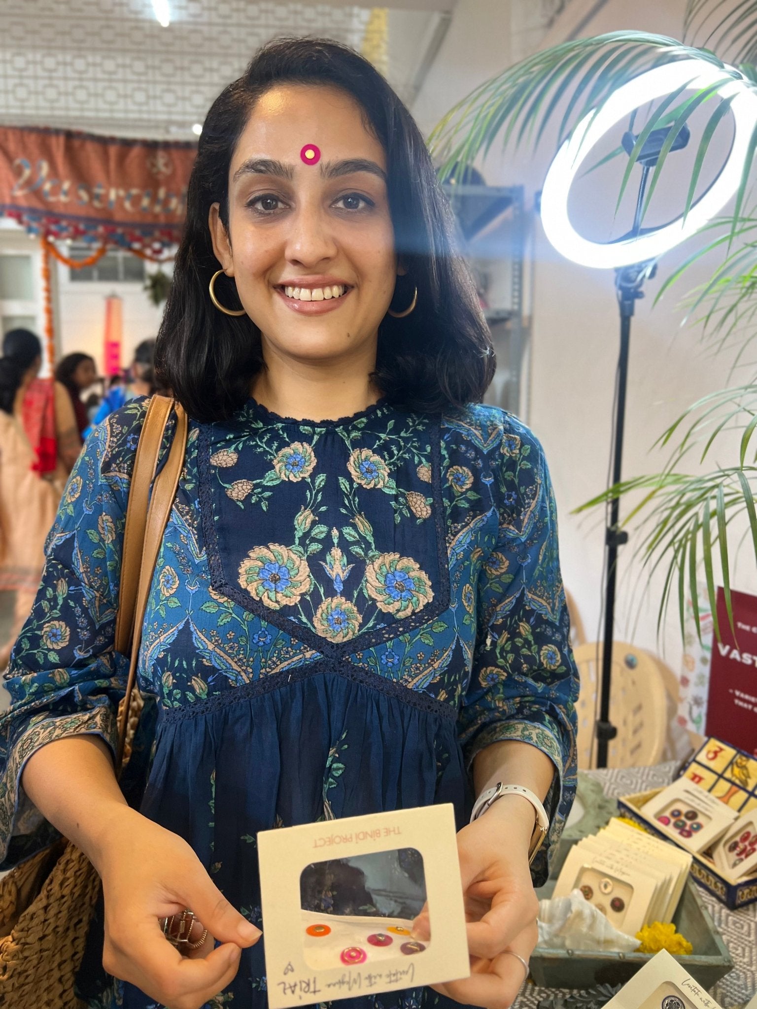 Devi Ro Bindi - CiceroniBindiThe Bindi Project