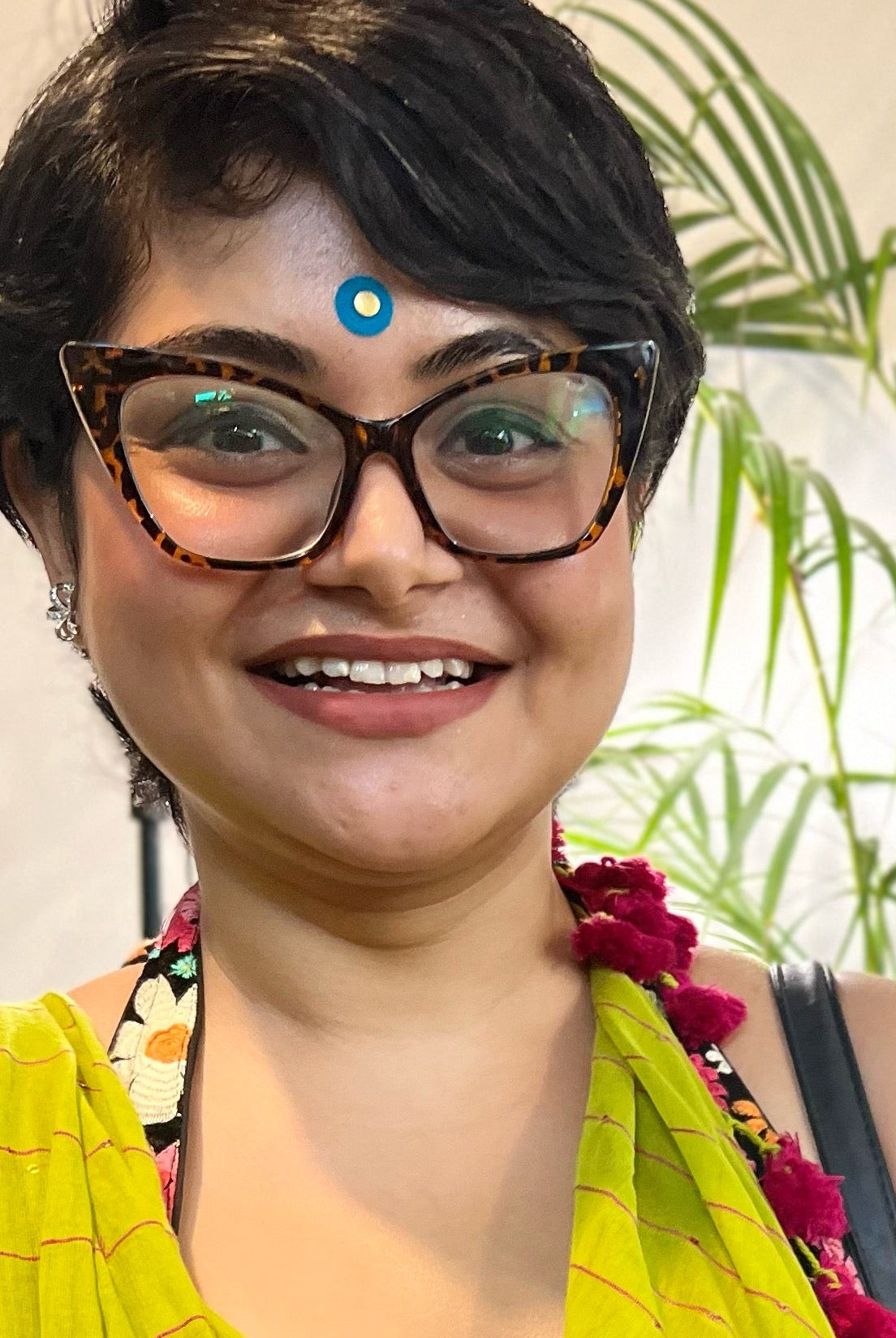 Devi Ro Bindi - CiceroniBindiThe Bindi Project