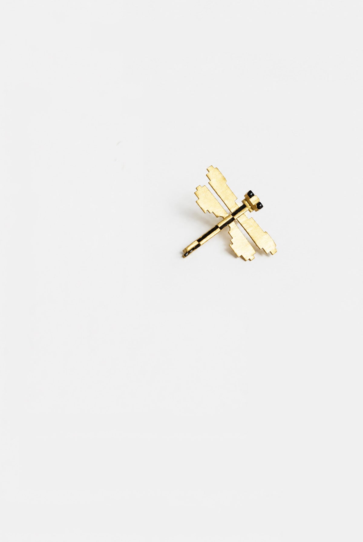 Dragonfly Ear Cuff - Single Piece - CiceroniEarringsNO.NA.MÈ