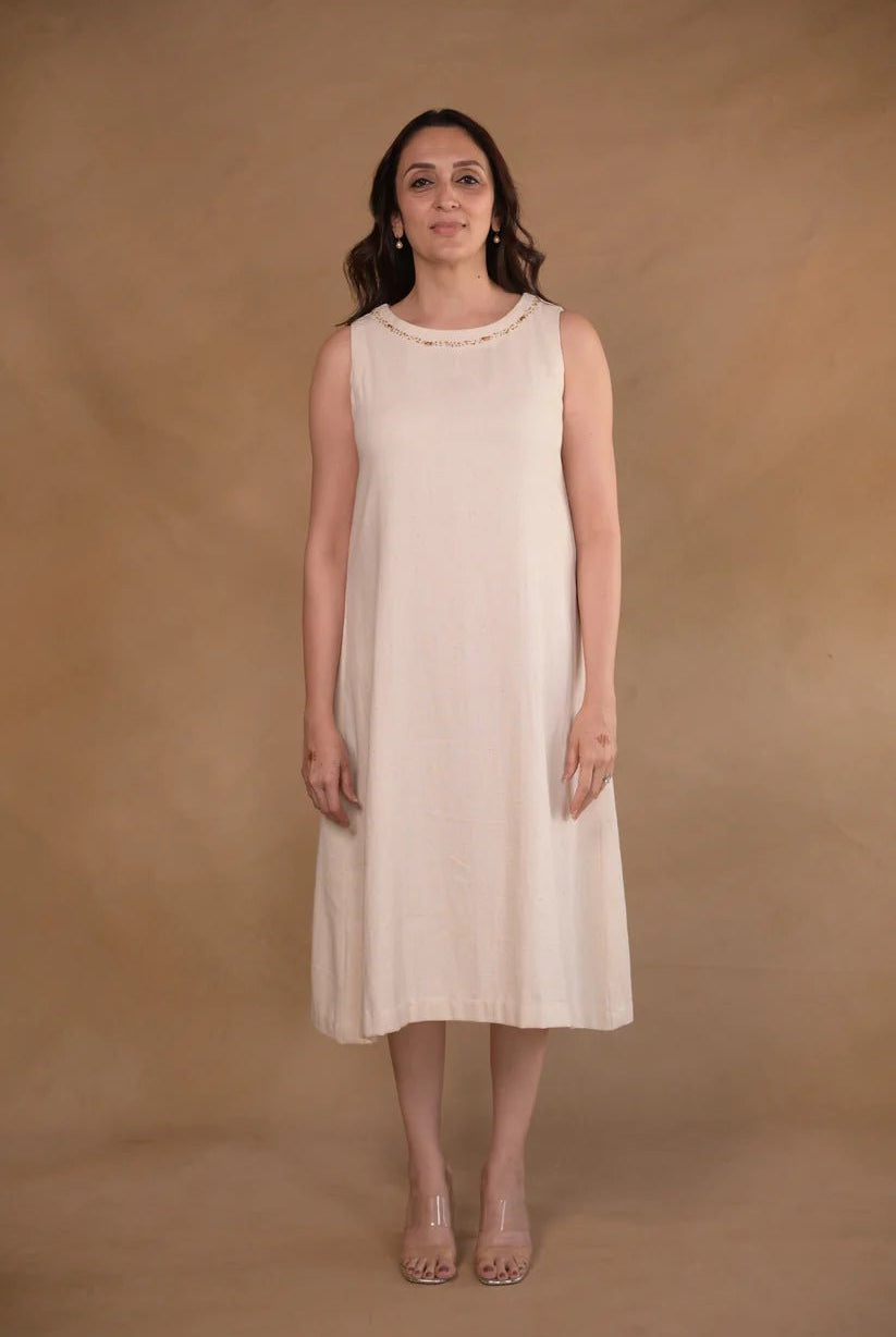 Dress, in herringbone weave with hand embroidery - CiceroniDressesRang by Rajvi