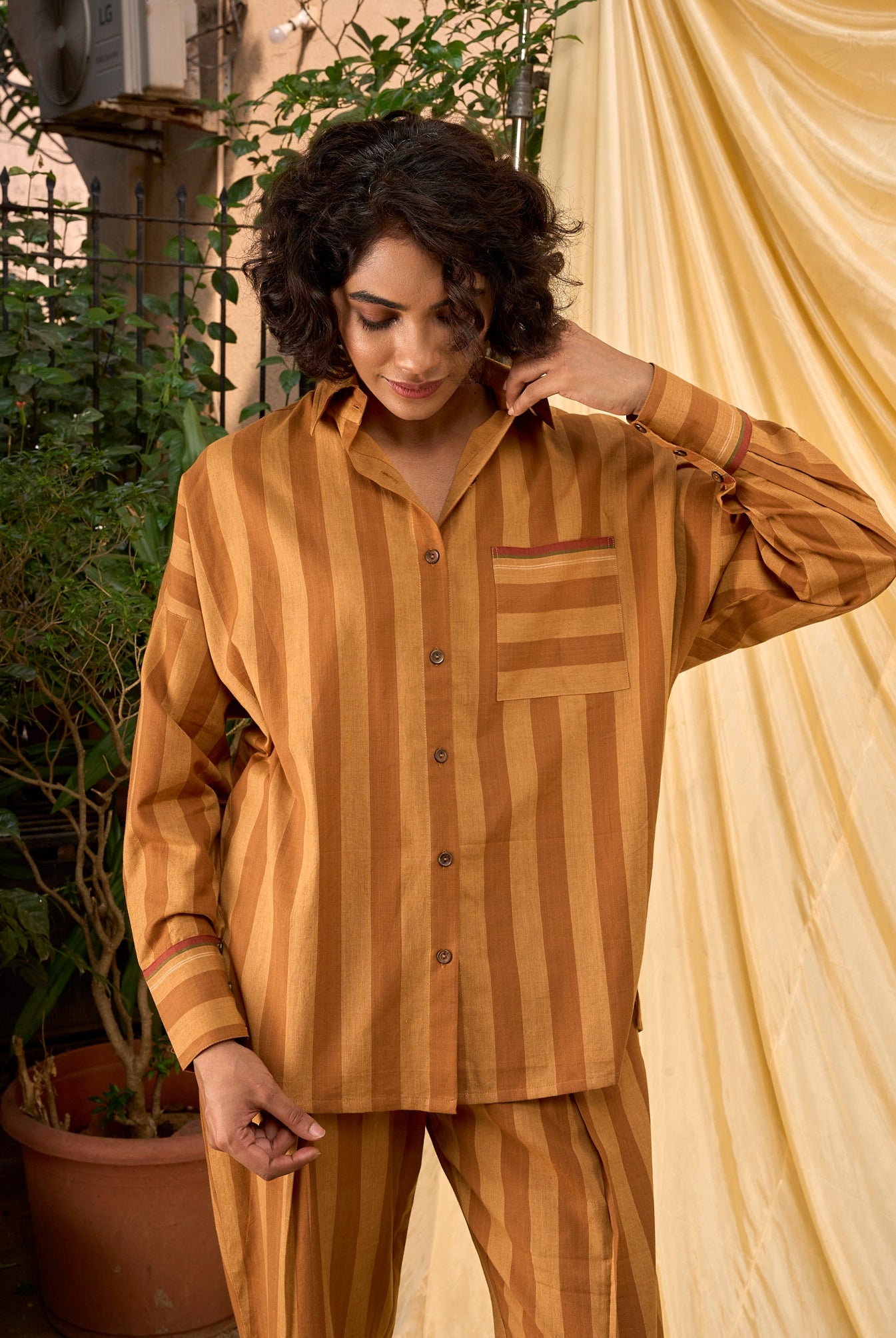 Dune Shirt - Brown - CiceroniTopsAmbrosia
