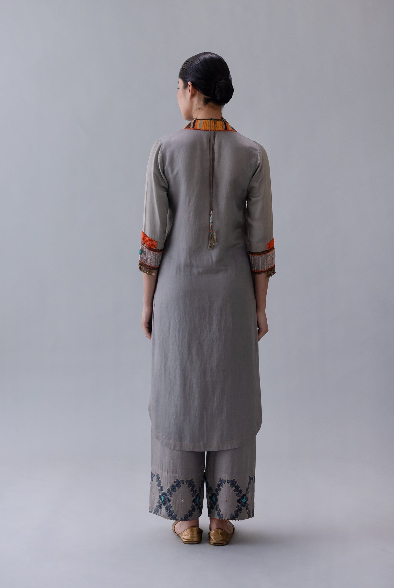 Dzong Grey Kurta - CiceroniKaftanShades of India