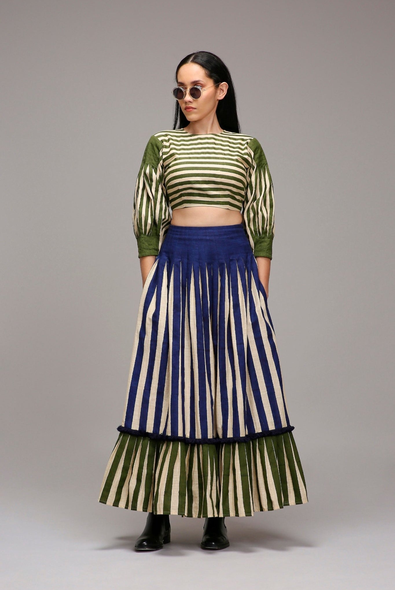 Egg-Shell Striped Crop Top & Skirt Set (2 PCS) - CiceroniSkirt SetMATI