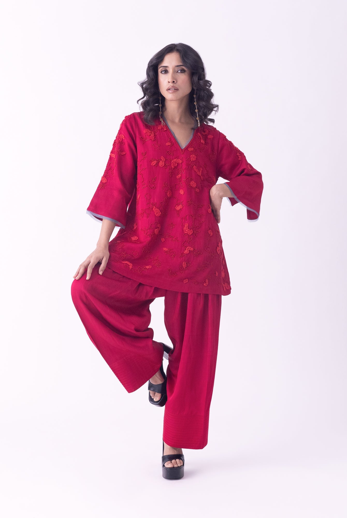 Eira Kurti - CiceroniTopsShades of India