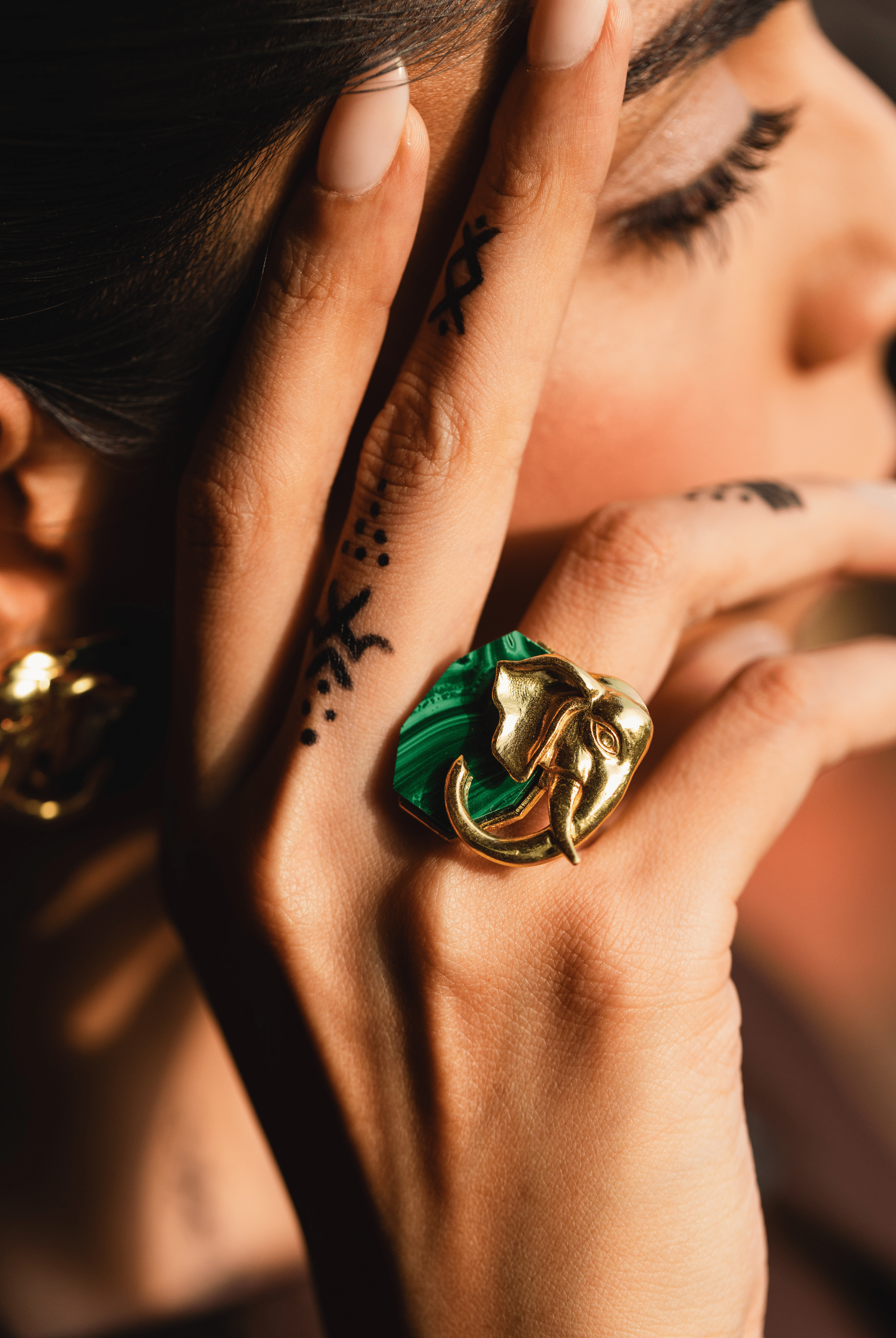 Ele Malachite Gold Ring - CiceroniRingUnbent