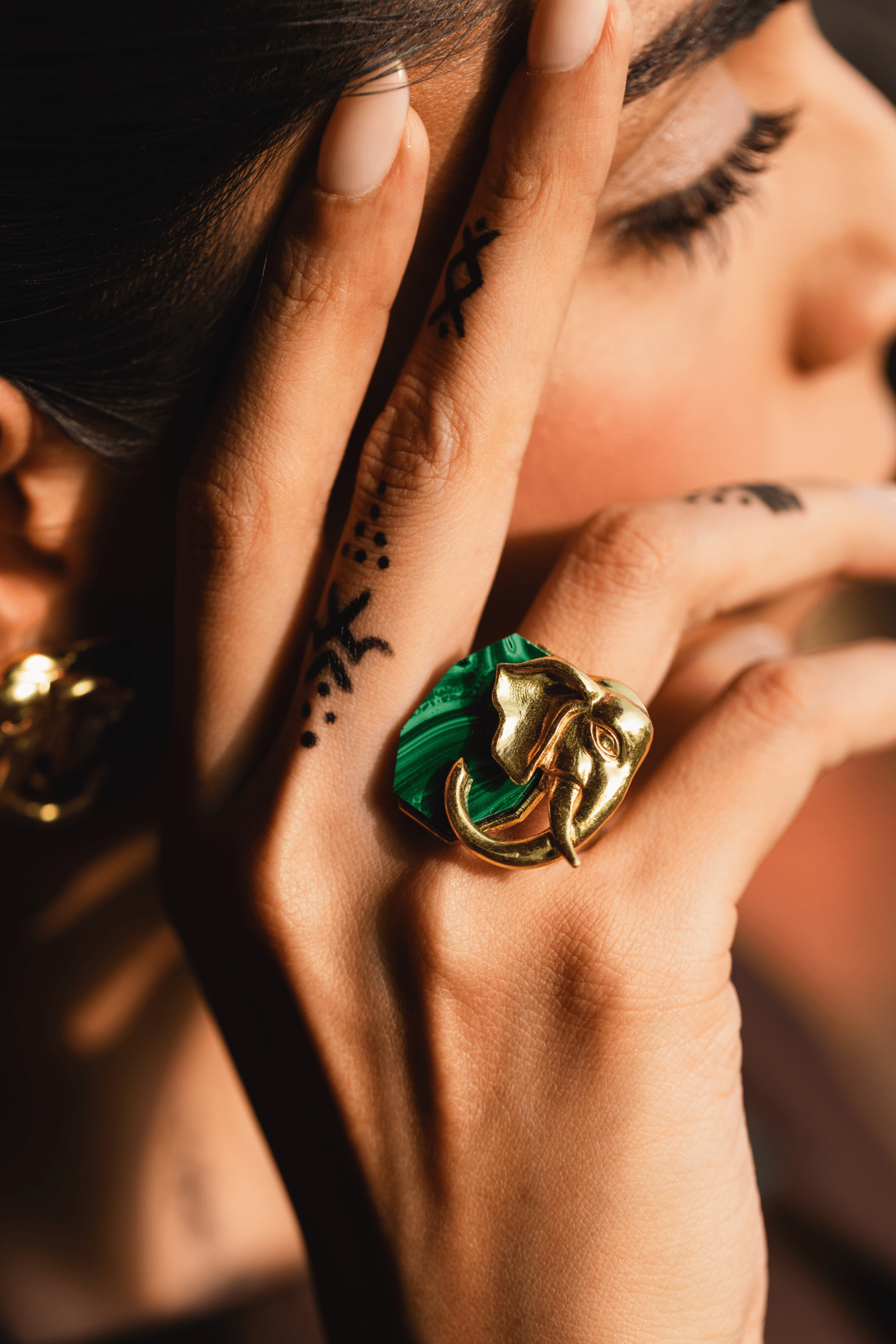Ele Malachite Gold Ring - CiceroniRingUnbent