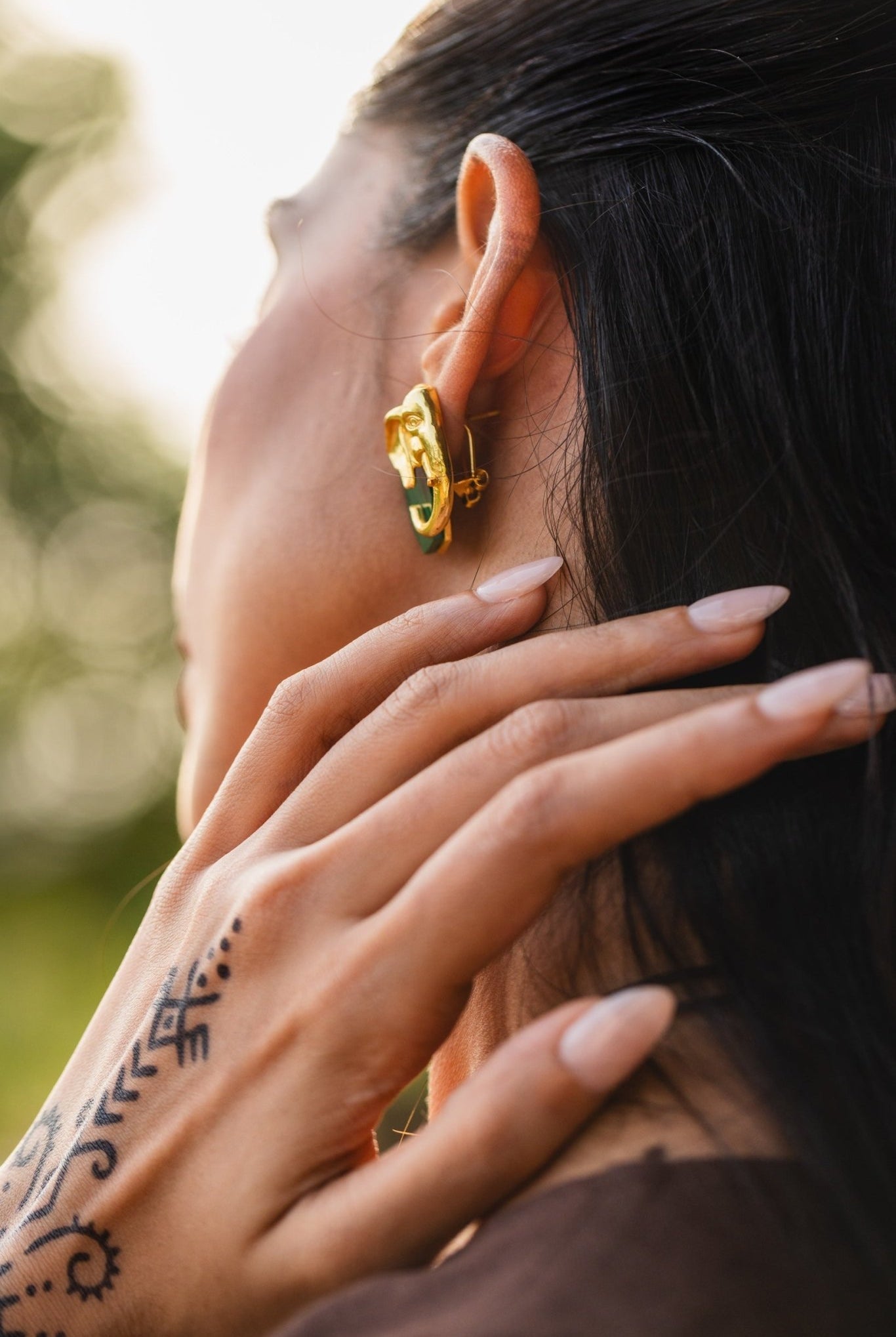 Ele Malachite Gold Studs - CiceroniEarringUnbent