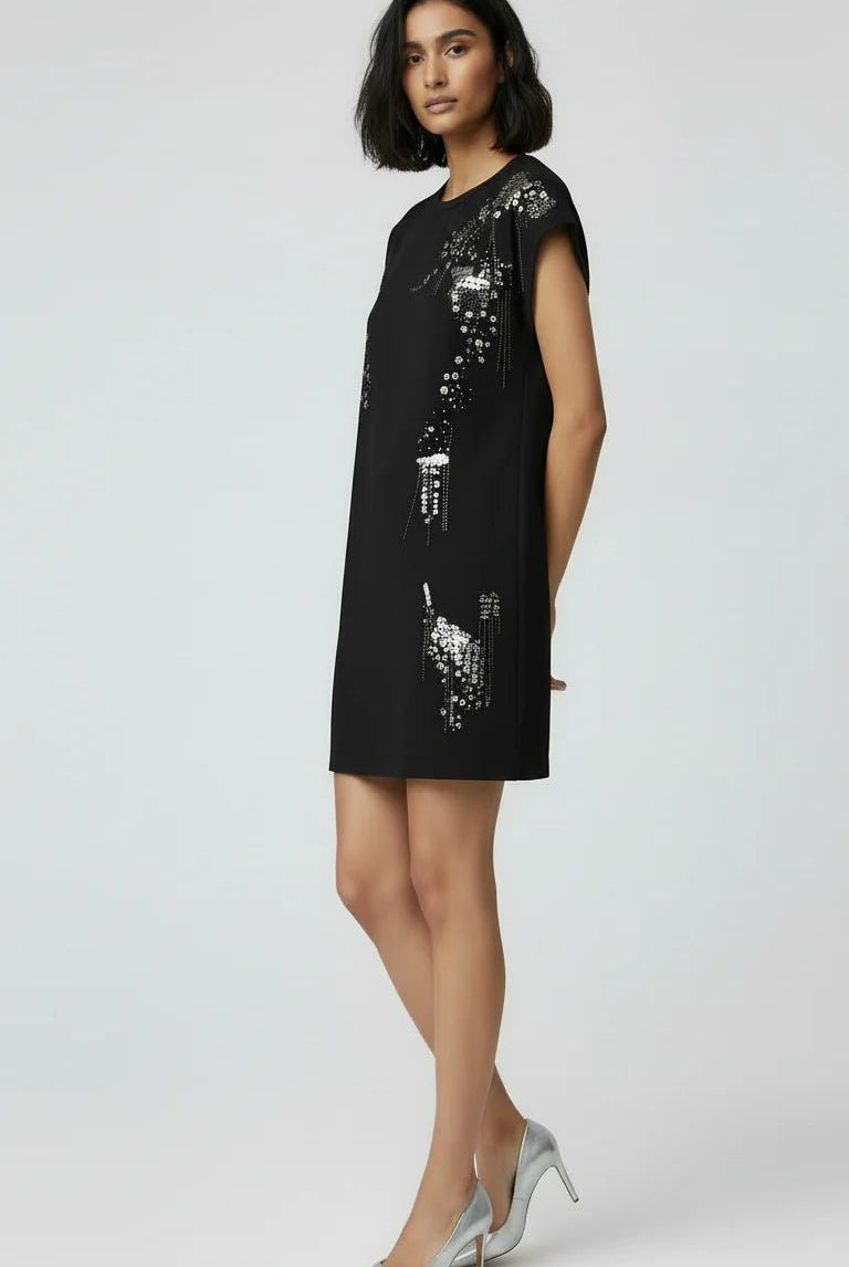 Embroidered T-Shirt Dress - CiceroniT-Shirt DressPriyanca Khanna