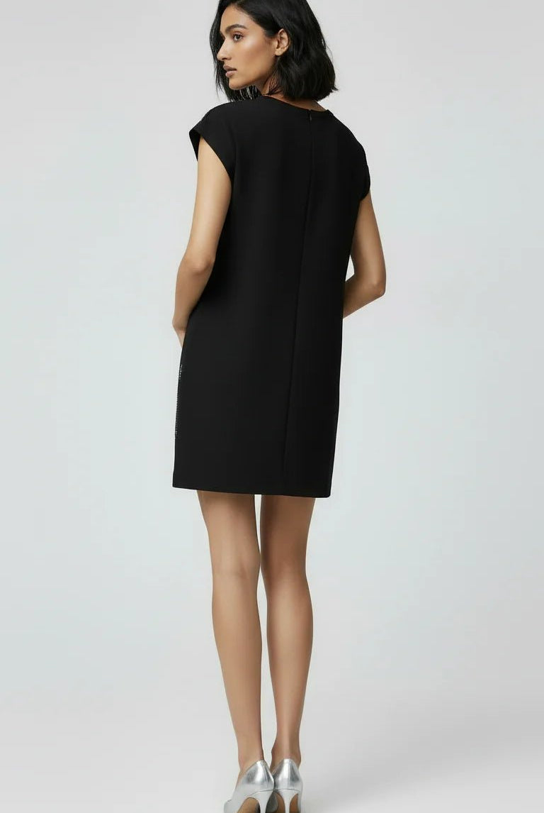 Embroidered T-Shirt Dress - CiceroniT-Shirt DressPriyanca Khanna