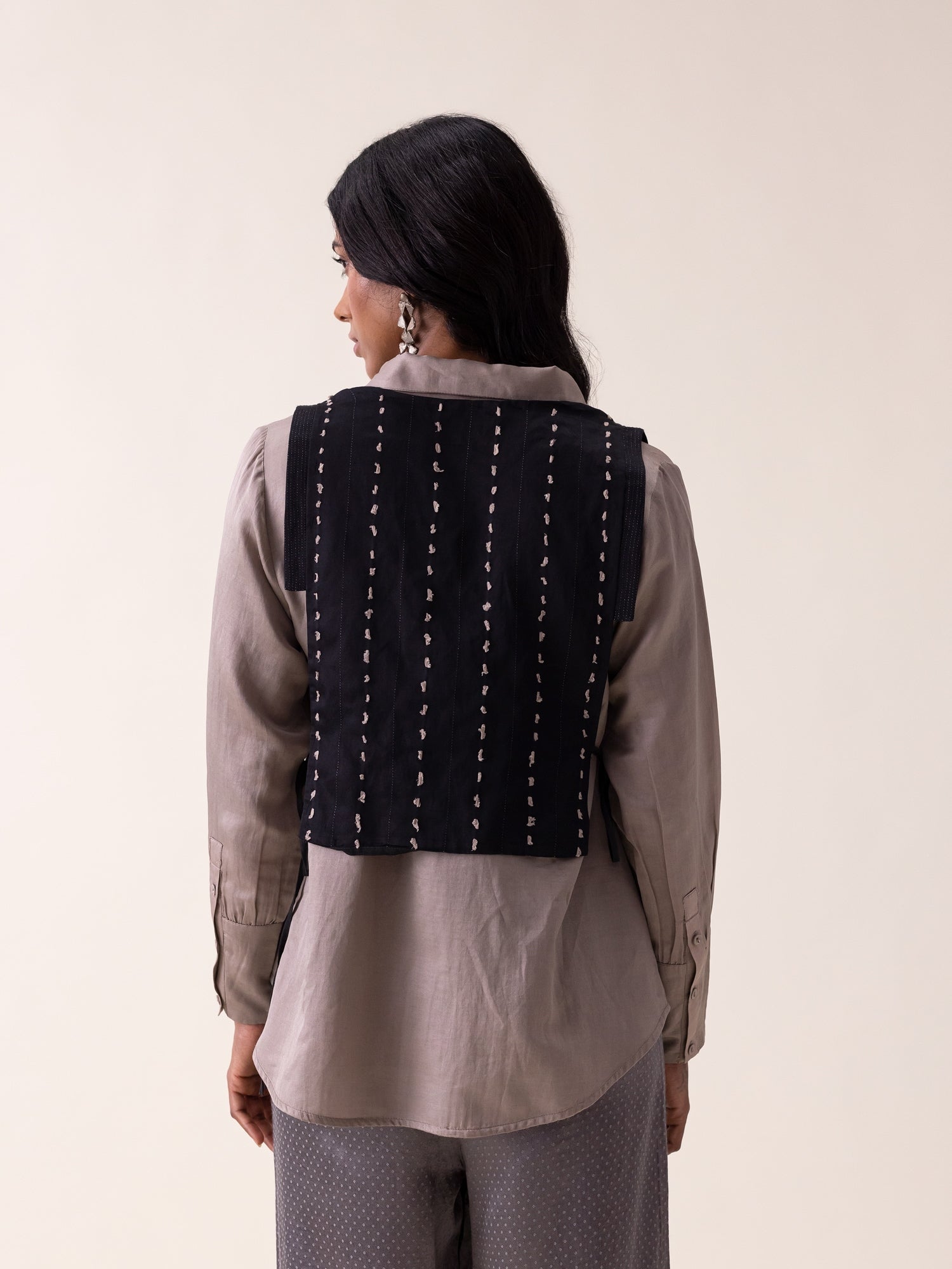 Fio Gilet - CiceroniJacketsShades of India