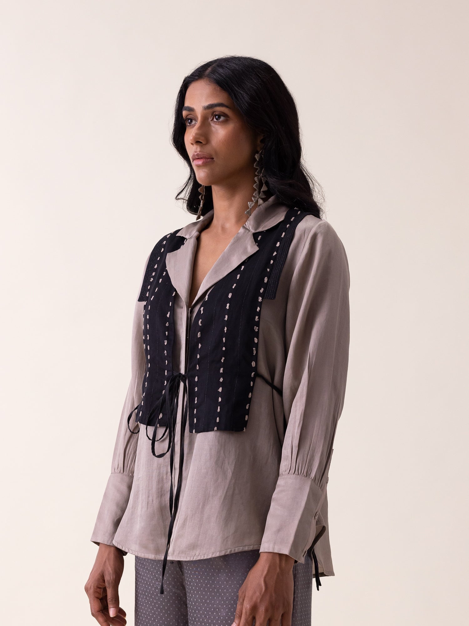 Fio Gilet - CiceroniJacketsShades of India