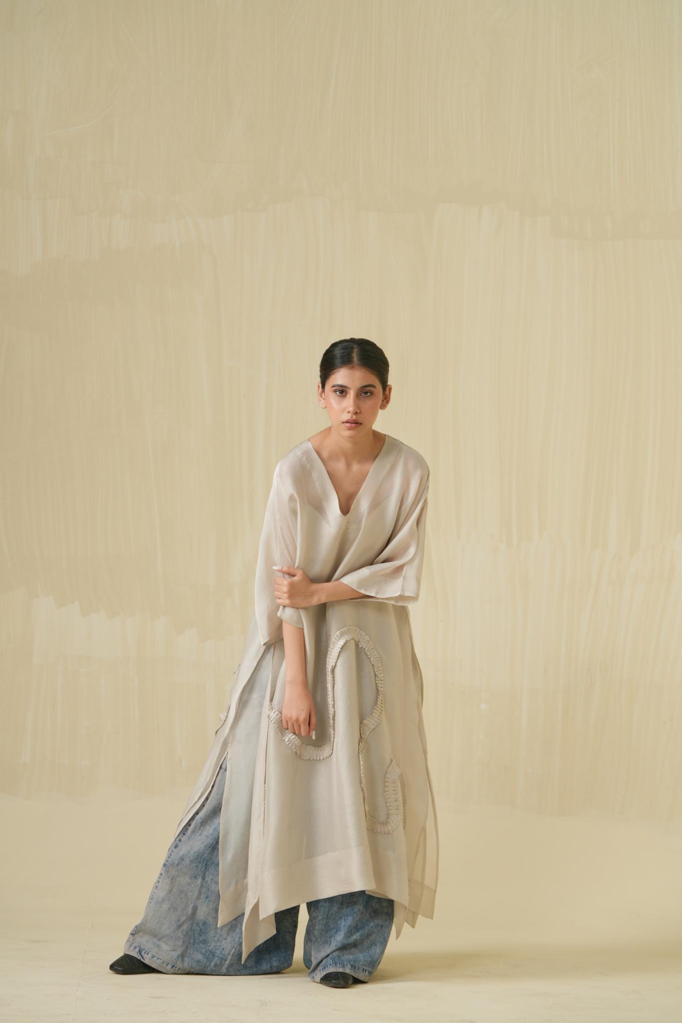 Flamingo Tunic - Silver - CiceroniTunicsStoique