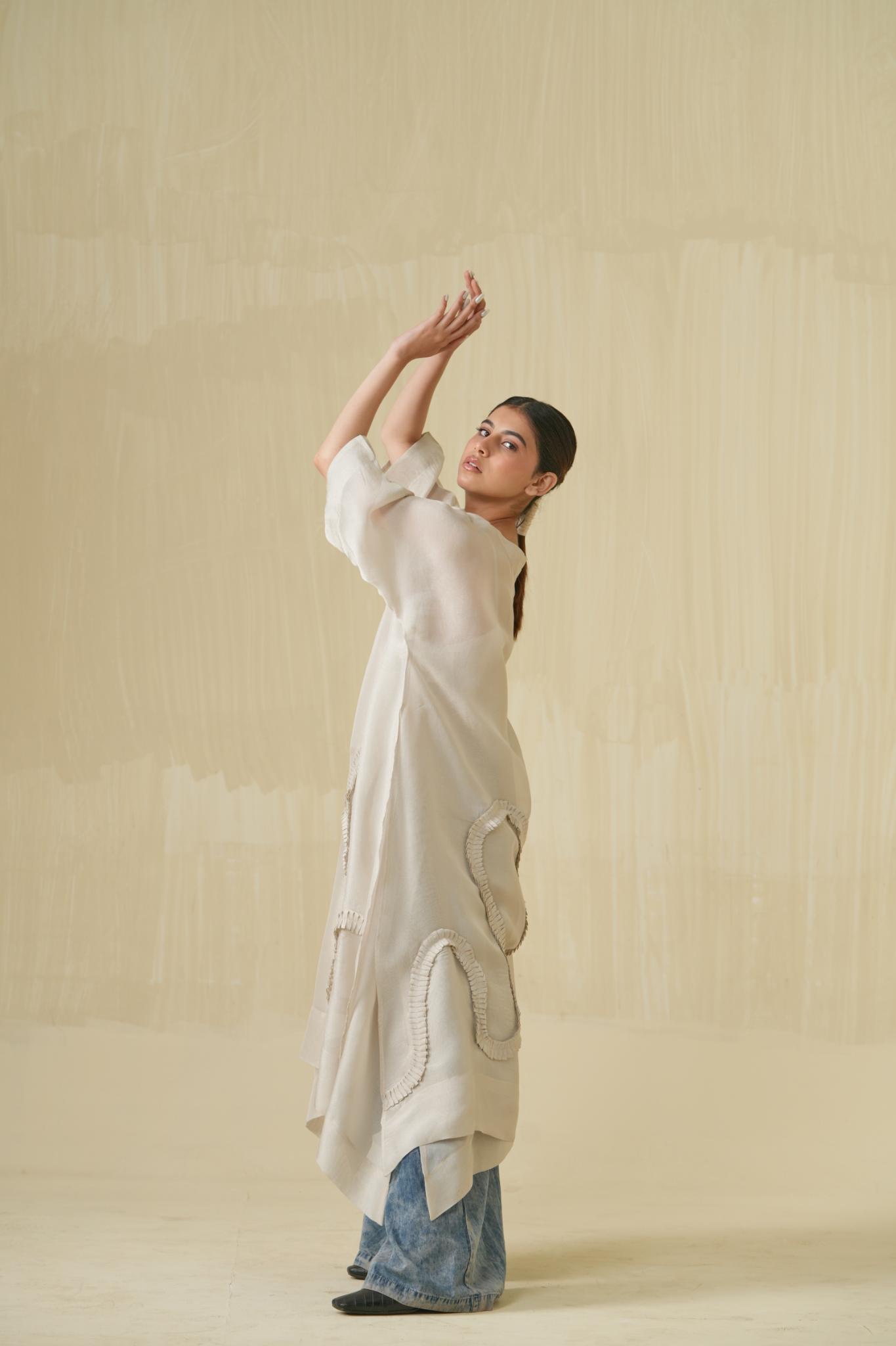 Flamingo Tunic - Silver - CiceroniTunicsStoique