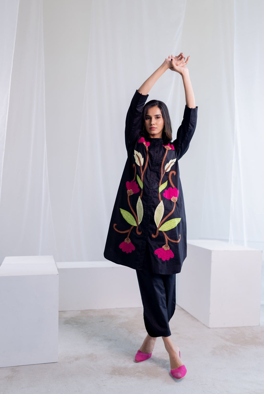 Flowers on Embers Applique Tunic Set - CiceroniKurta, Everyday WearSilai Studio
