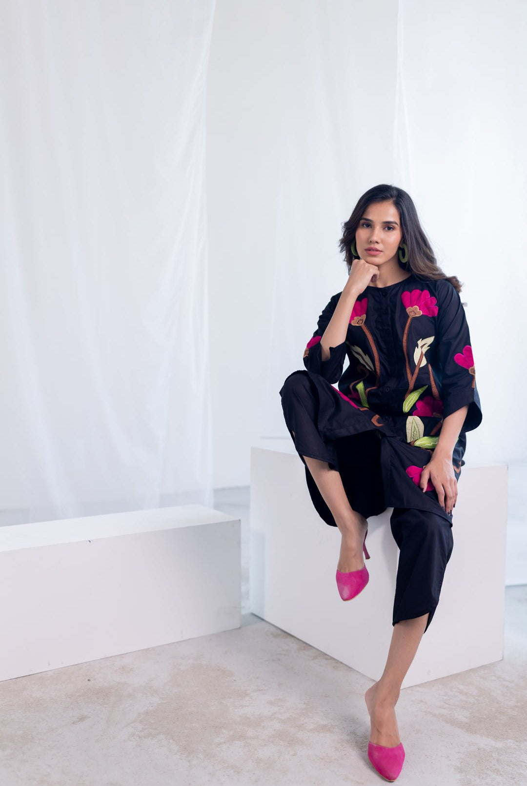 Flowers on Embers Applique Tunic Set - CiceroniKurta, Everyday WearSilai Studio