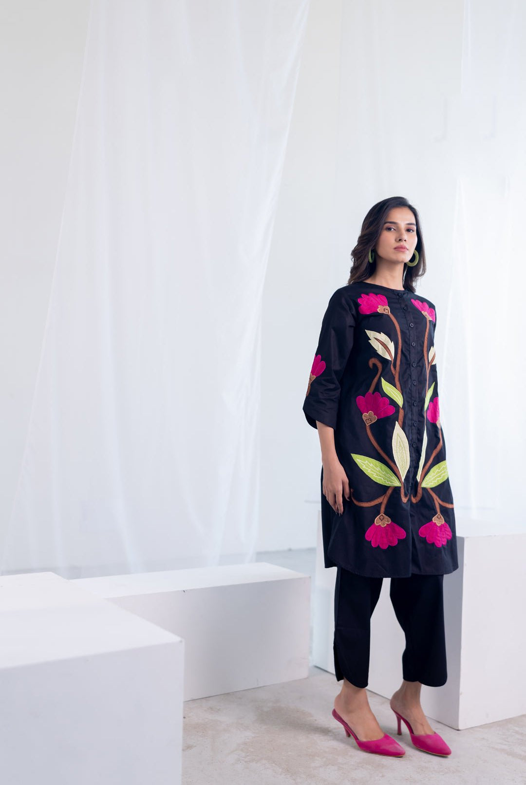 Flowers on Embers Applique Tunic Set - CiceroniKurta, Everyday WearSilai Studio