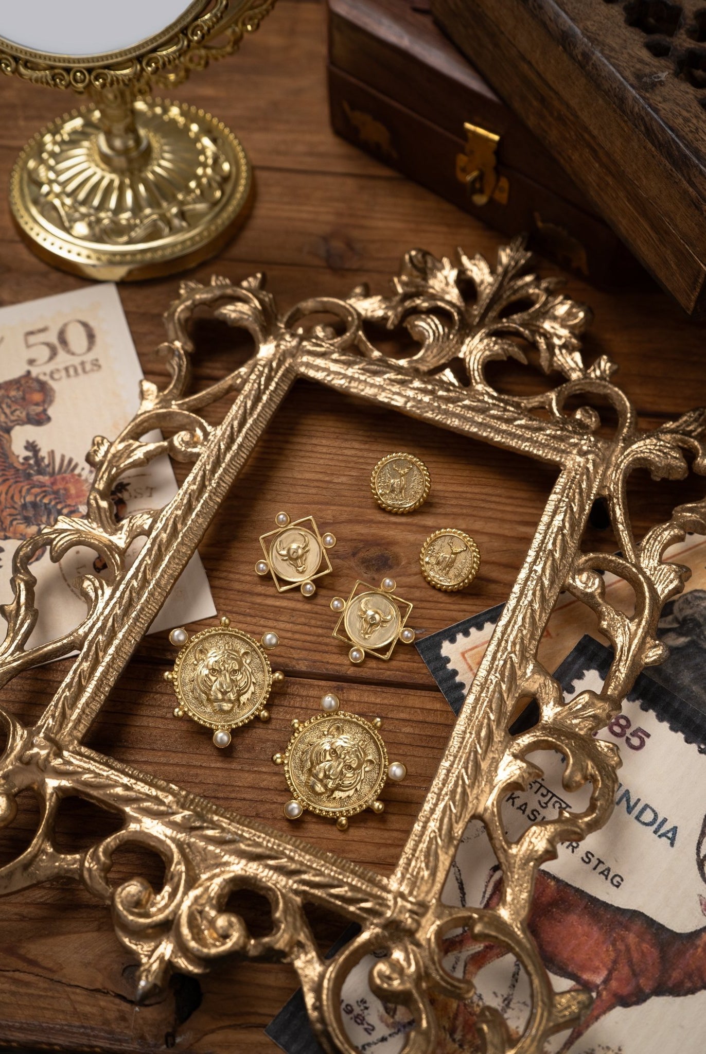 Gaura Earrings - CiceroniEarringsNIA