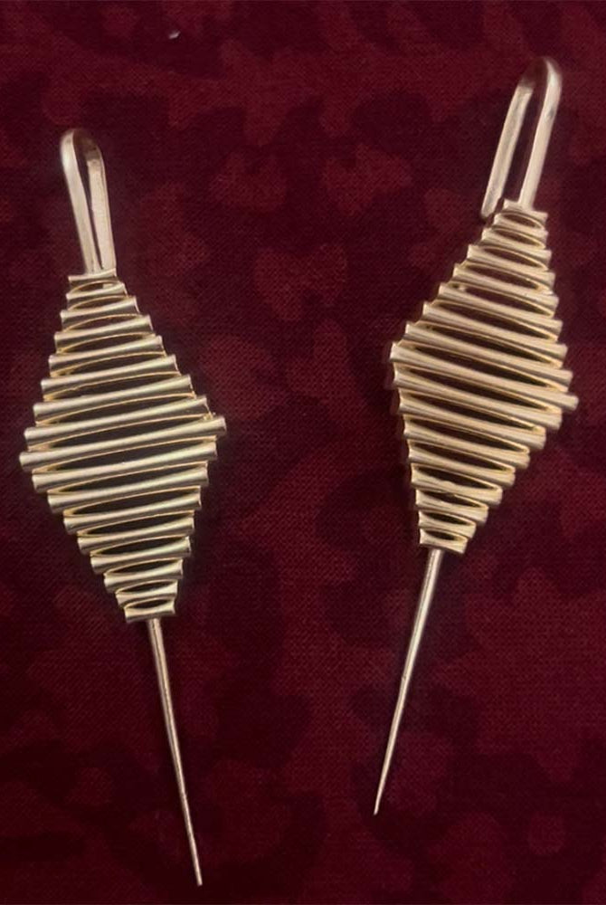 Gold Beam Earcuff - CiceroniEarcuffUnbent