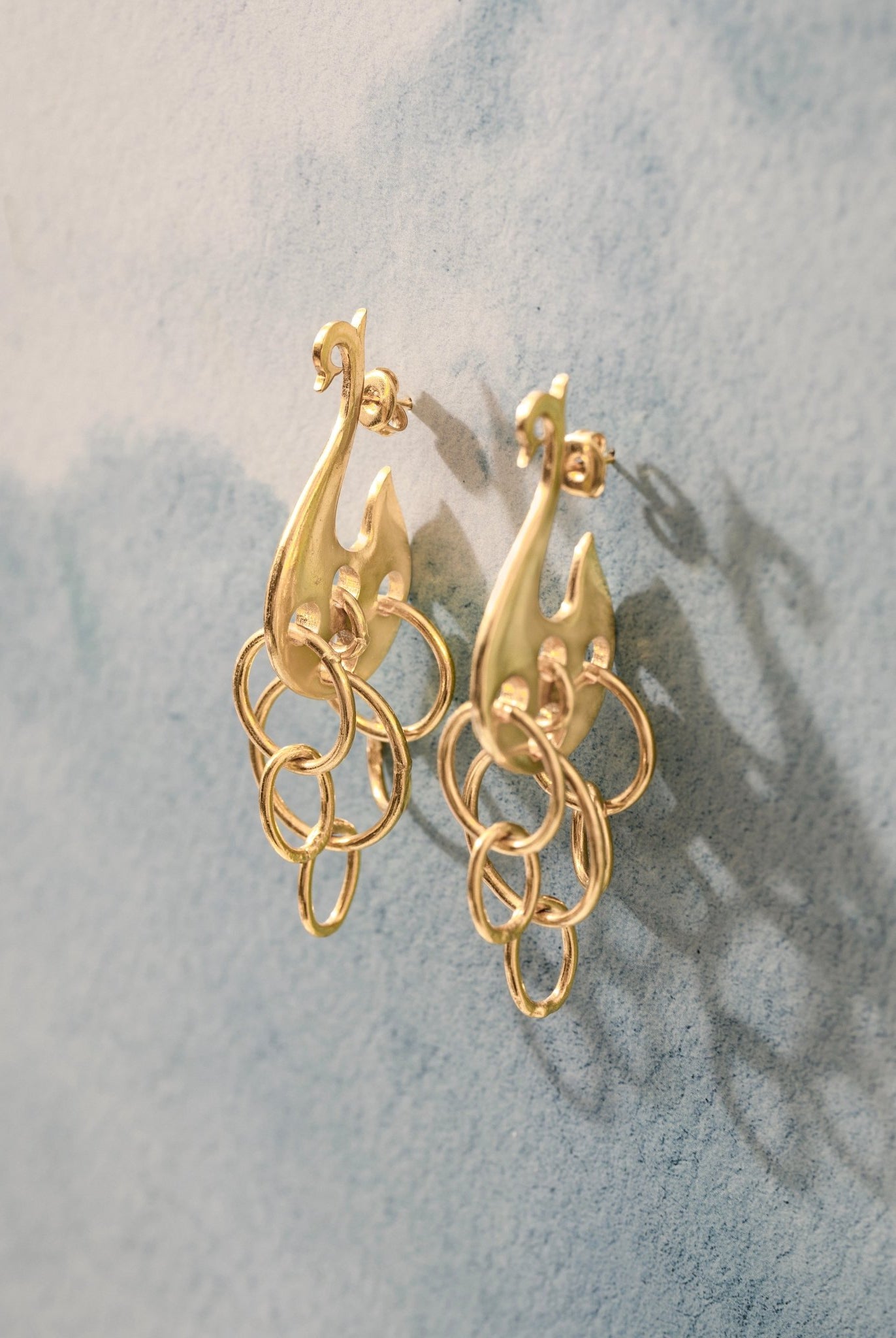 Gold Swan Link Danglers - CiceroniEarringUnbent