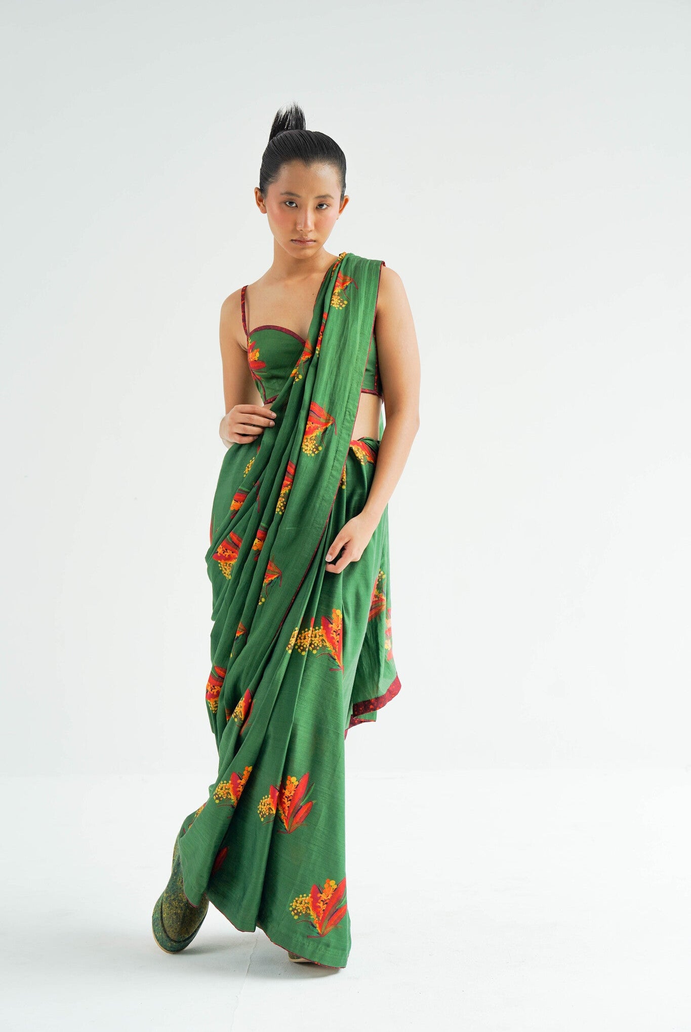 Green Firefly Saree - CiceroniSareeTil