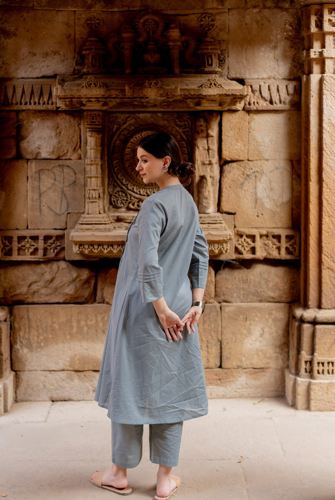 Grey Dune Kurta Set with Maroon Ajrakh Dupatta - CiceroniKurta Set, Everyday WearMaidaan