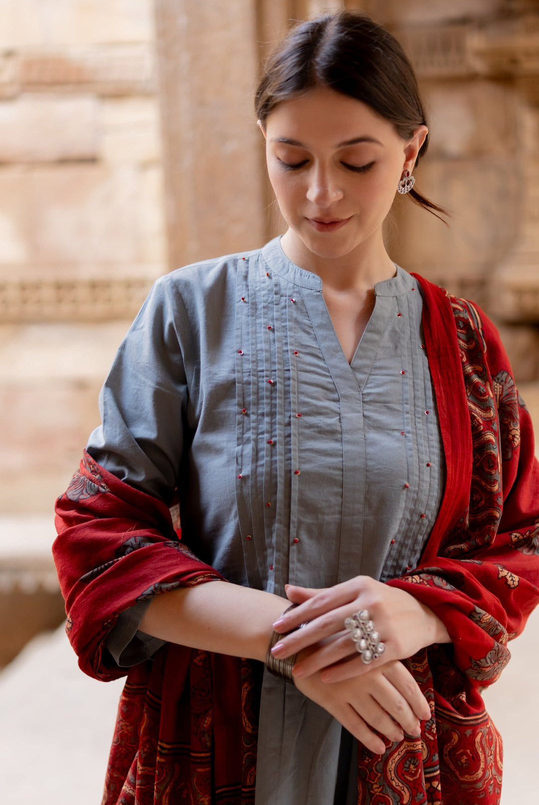 Grey Dune Kurta Set with Maroon Ajrakh Dupatta - CiceroniKurta Set, Everyday WearMaidaan