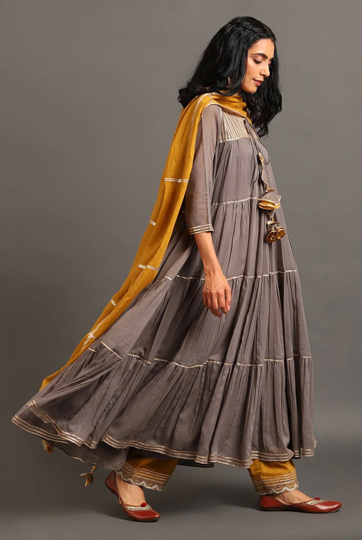 Grey Shama Kurta Pants Set - CiceroniKurta Set, Festive WearOmaana