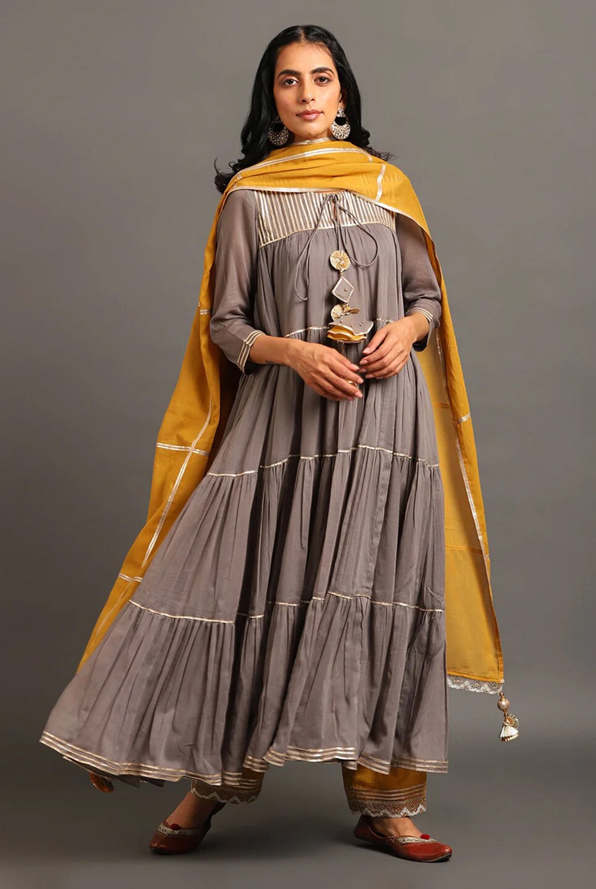 Grey Shama Kurta Pants Set - CiceroniKurta Set, Festive WearOmaana