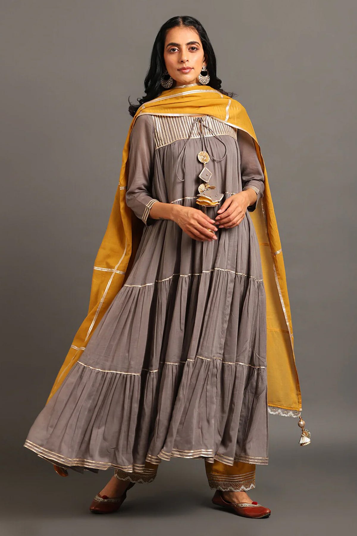 Grey Shama Kurta Pants Set - CiceroniKurta Set, Festive WearOmaana