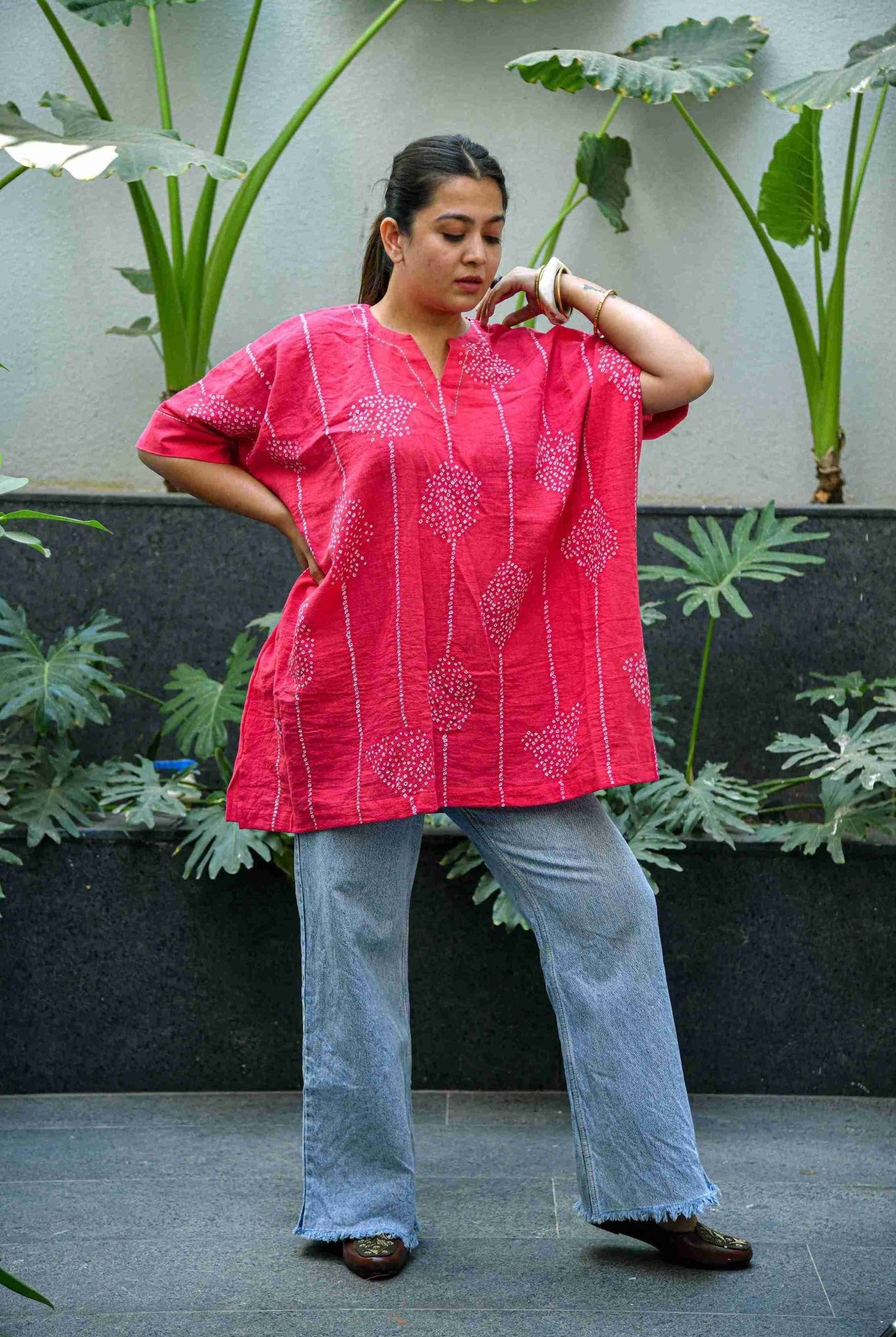 Gul Aab Distorted Line Top - CiceroniTopsYD Aashiya