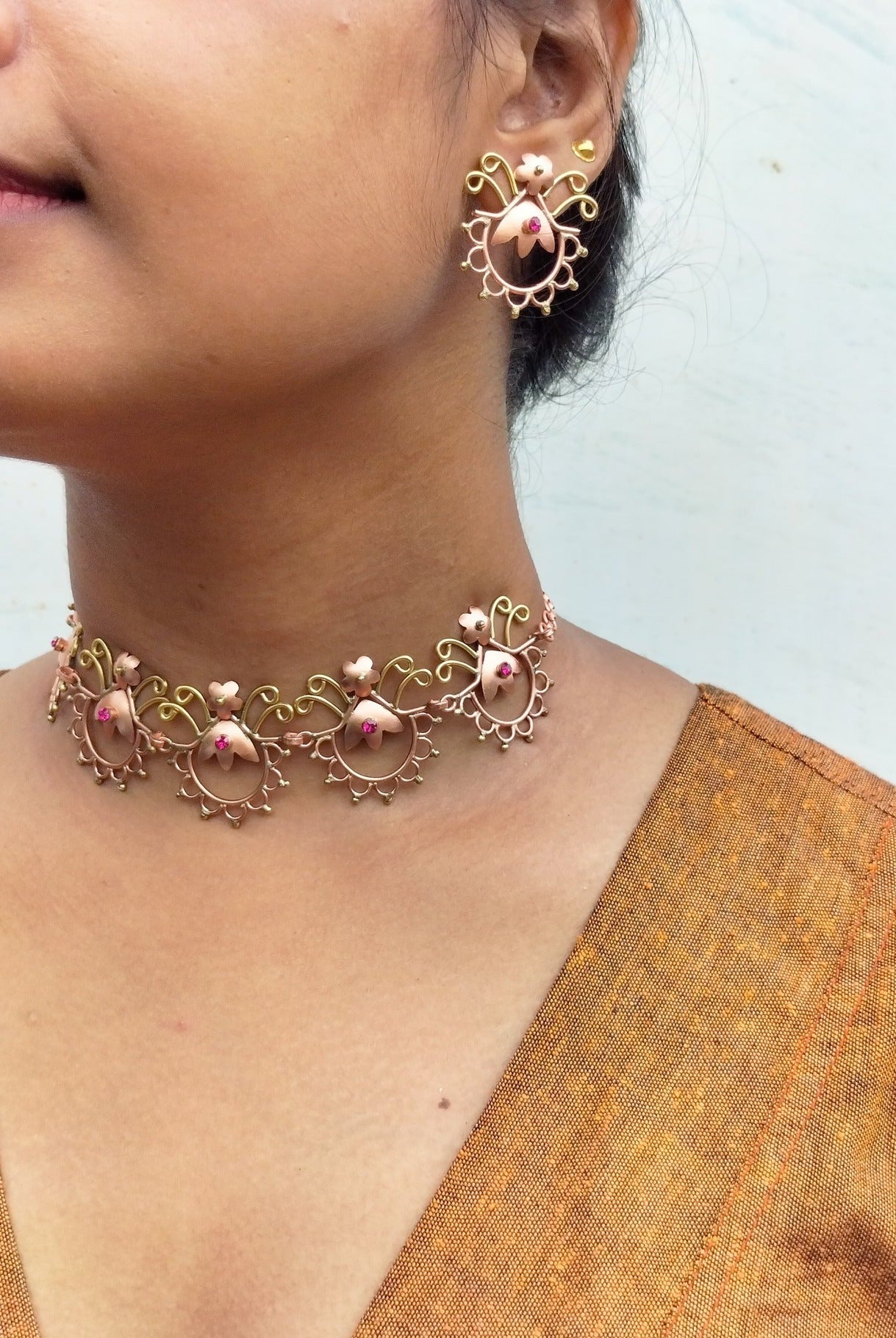 Gul Set - CiceroniNecklace SetPiku