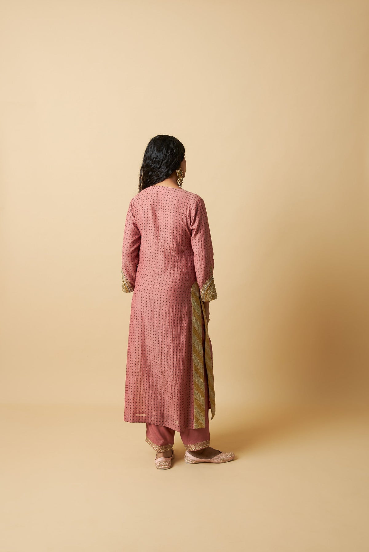 Gulabi Ghoomar Embroidered Kurta Set- Set of 3 - CiceroniKurta Set, Festive WearPants and Pajamas