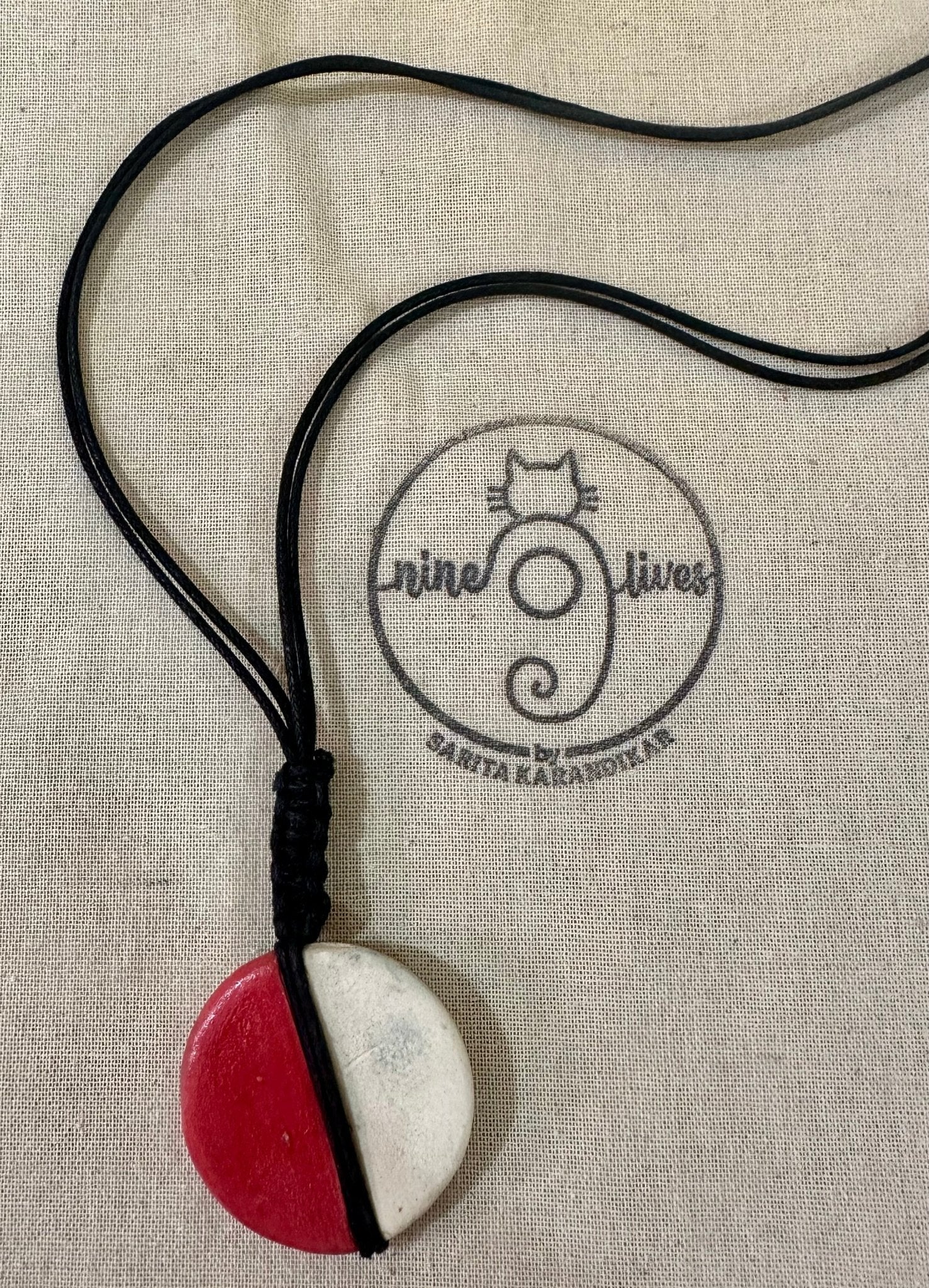 Half N Half Neckpiece - Red & White - CiceroniNeckpieceNine Lives