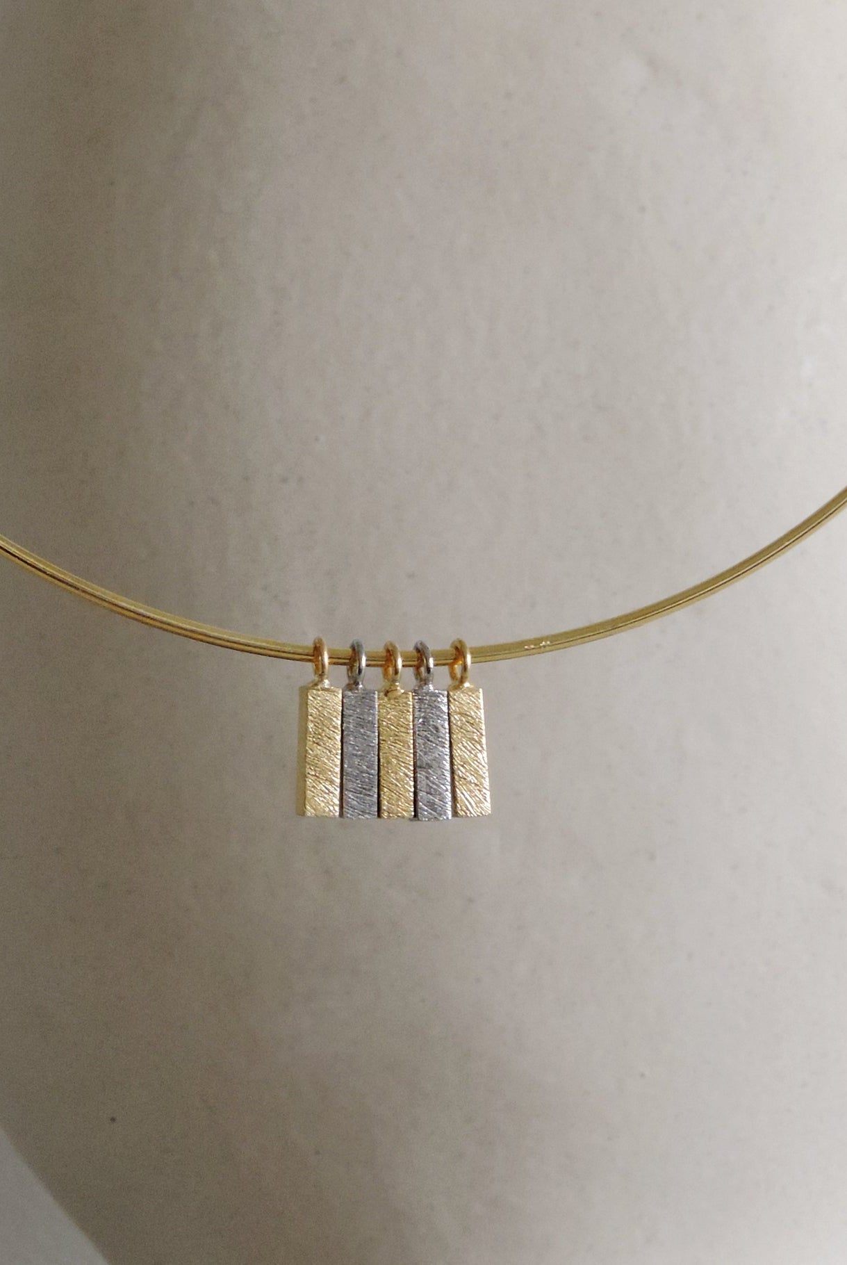 Halo Dash - XS - CiceroniNeckpieceDE'ANMA