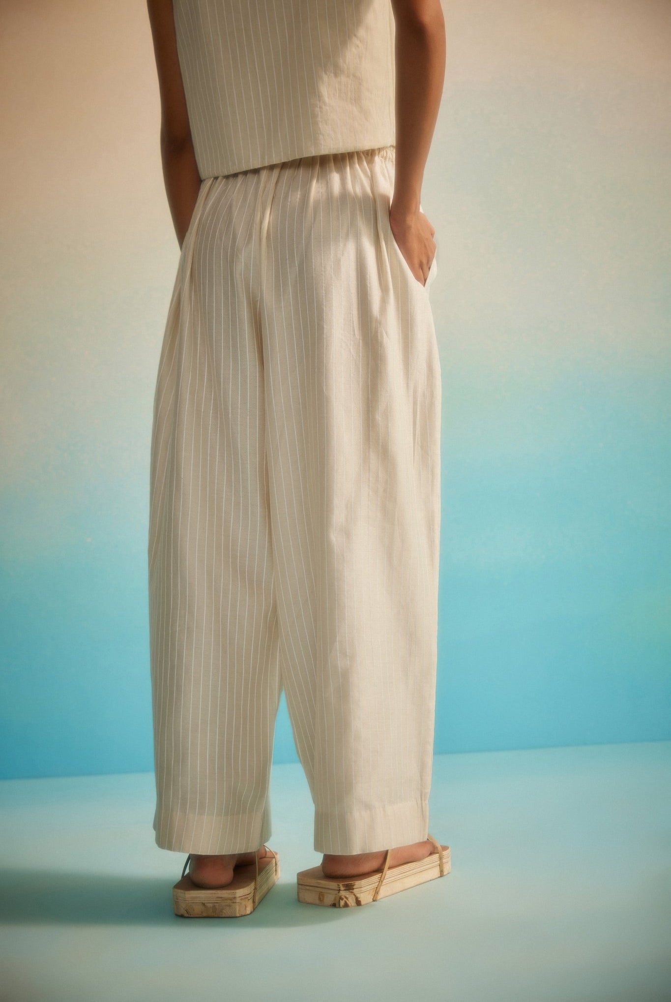 Hama Akari Stripe Pants - CiceroniPantsAhmev