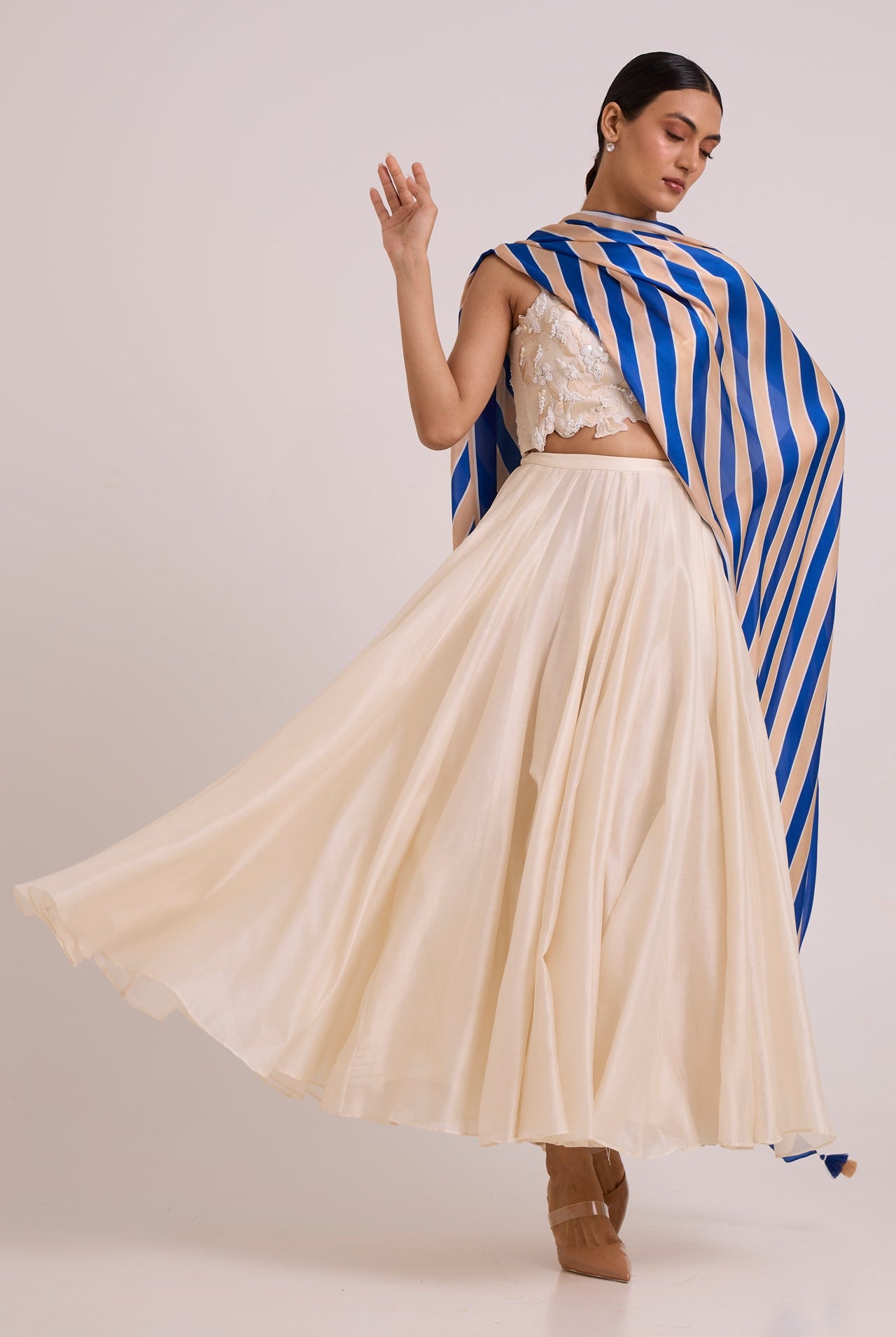 Hansa - Snow Laden Skirt Set - CiceroniLehenga SetMadder Much